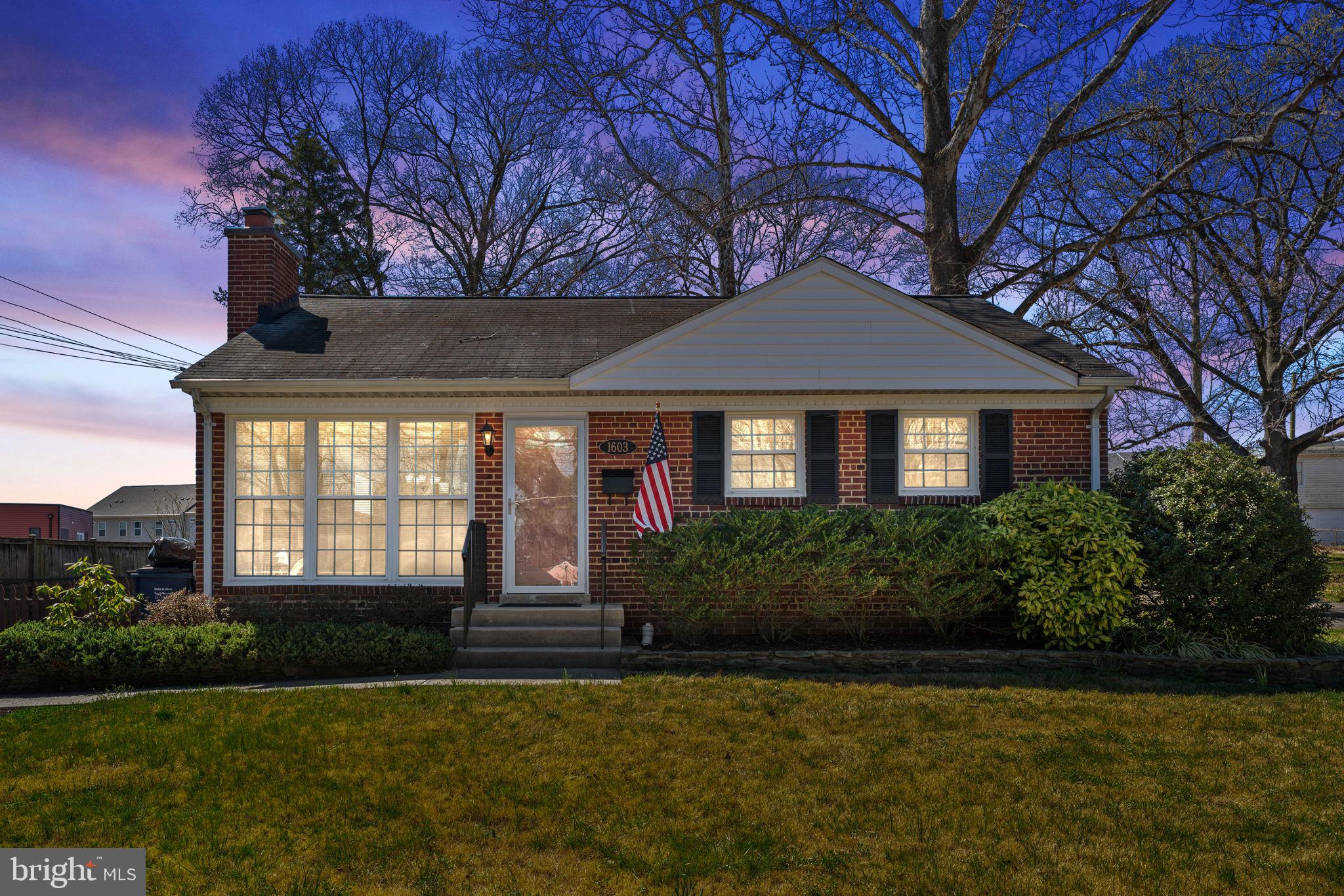 LYNWOOD - Residential