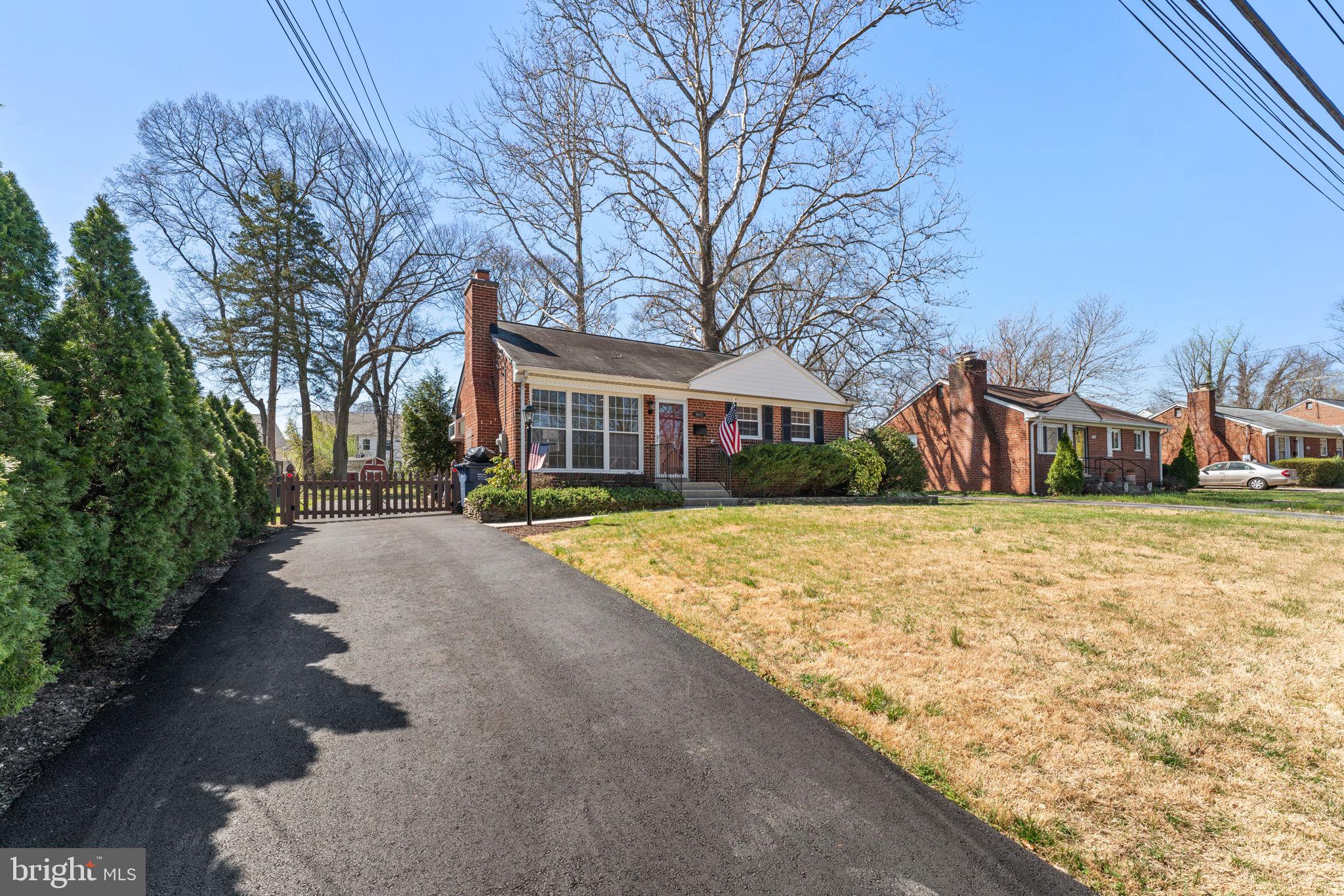 LYNWOOD - Residential