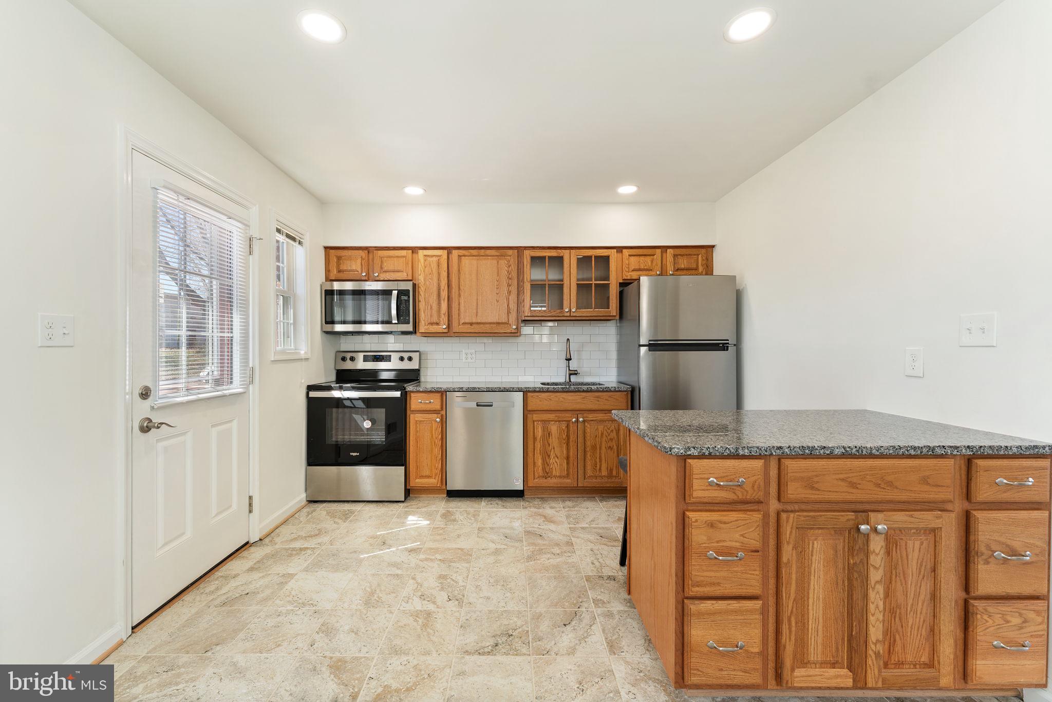 LYNWOOD - Residential