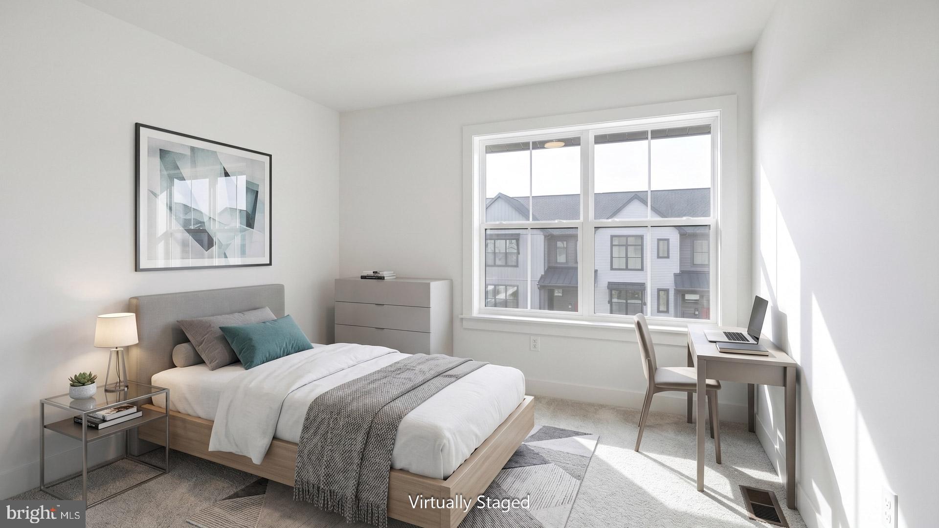 MADISON COURT - Residential