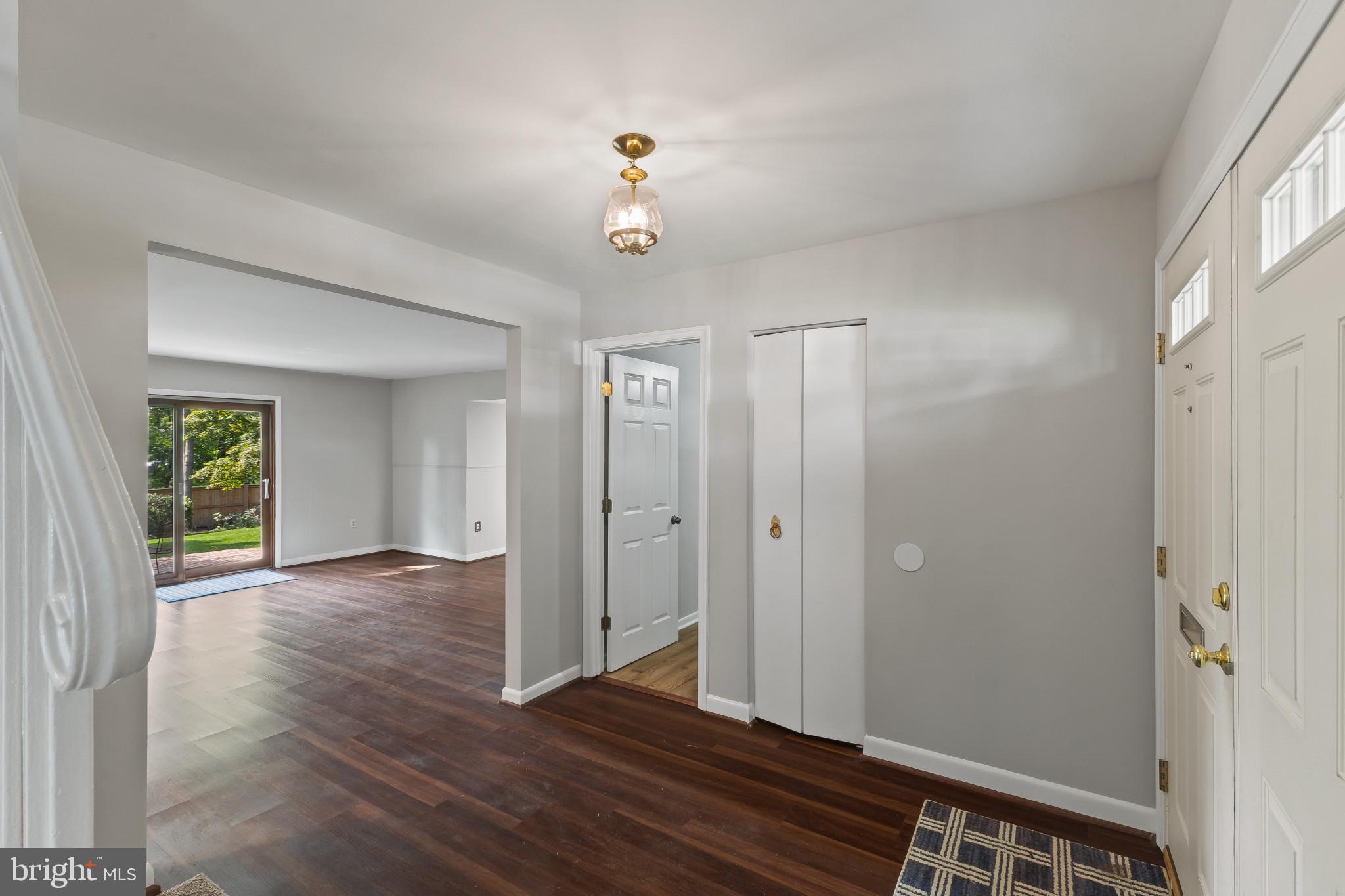 8441 PORTER LANE
