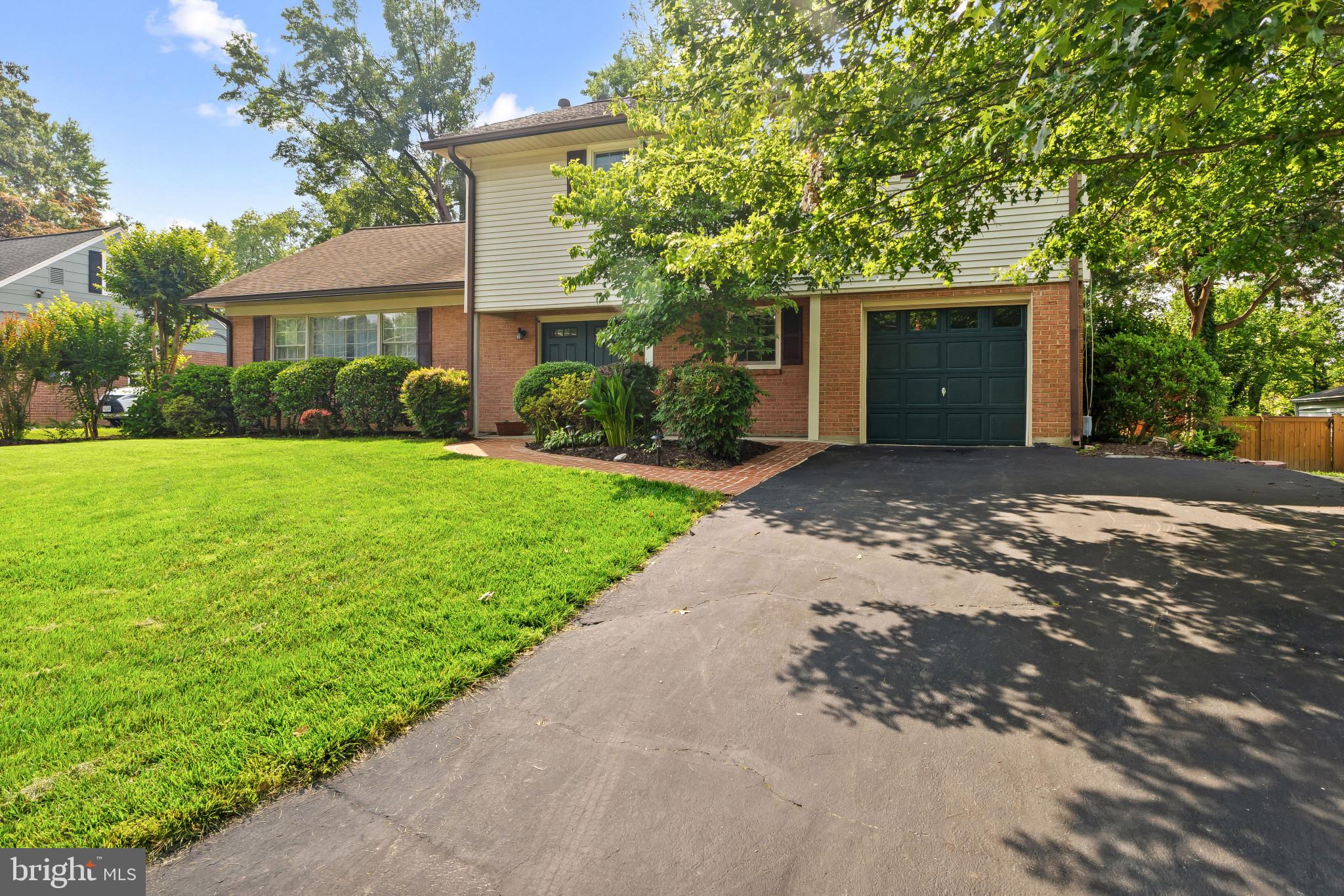 8441 PORTER LANE