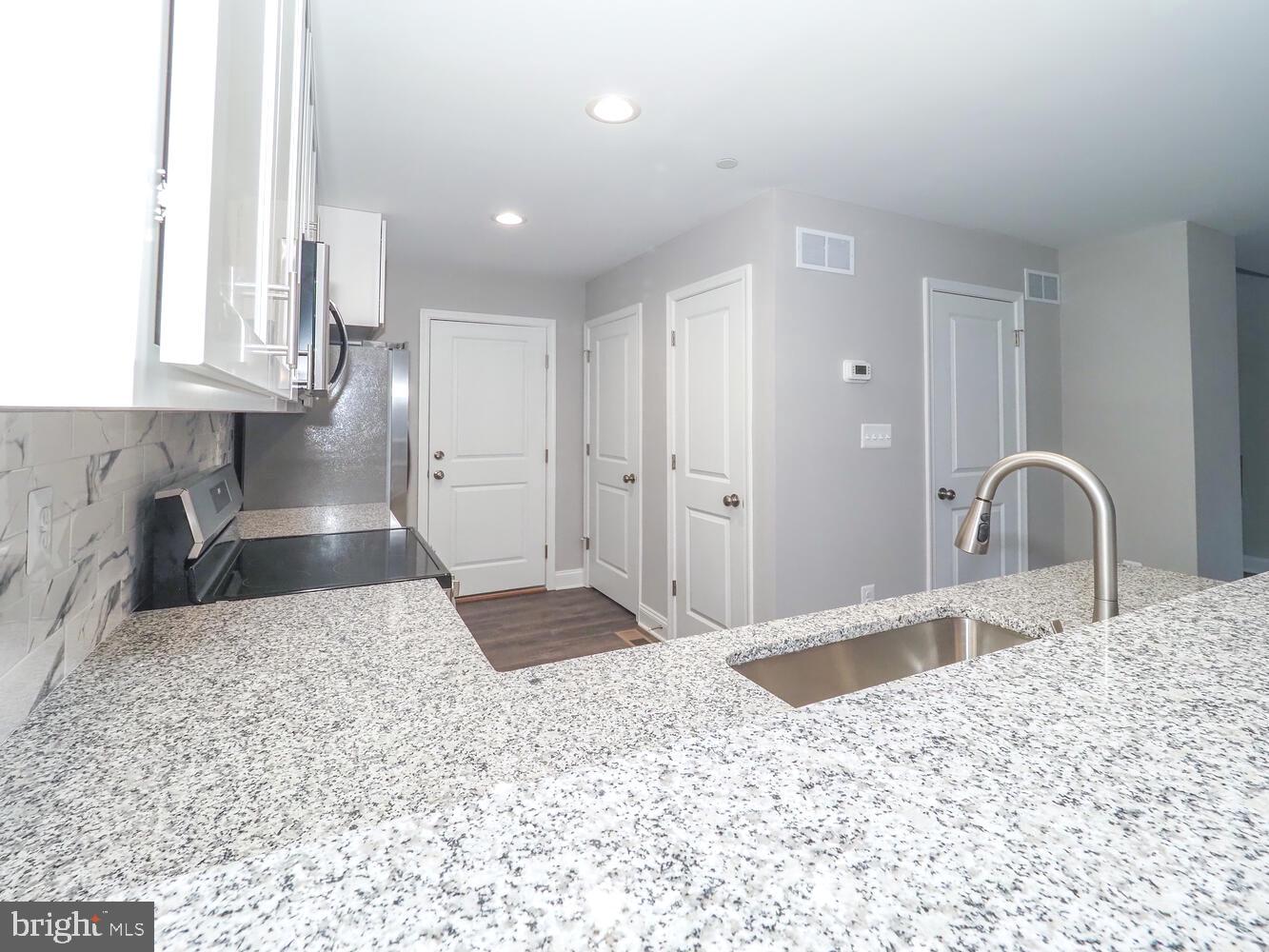 CHELSEA BEACH - Residential