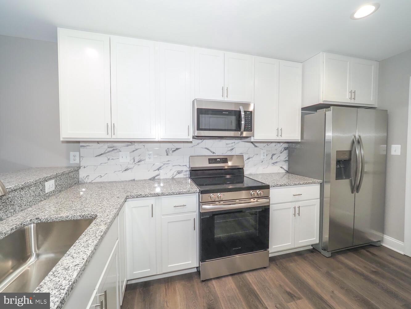 CHELSEA BEACH - Residential