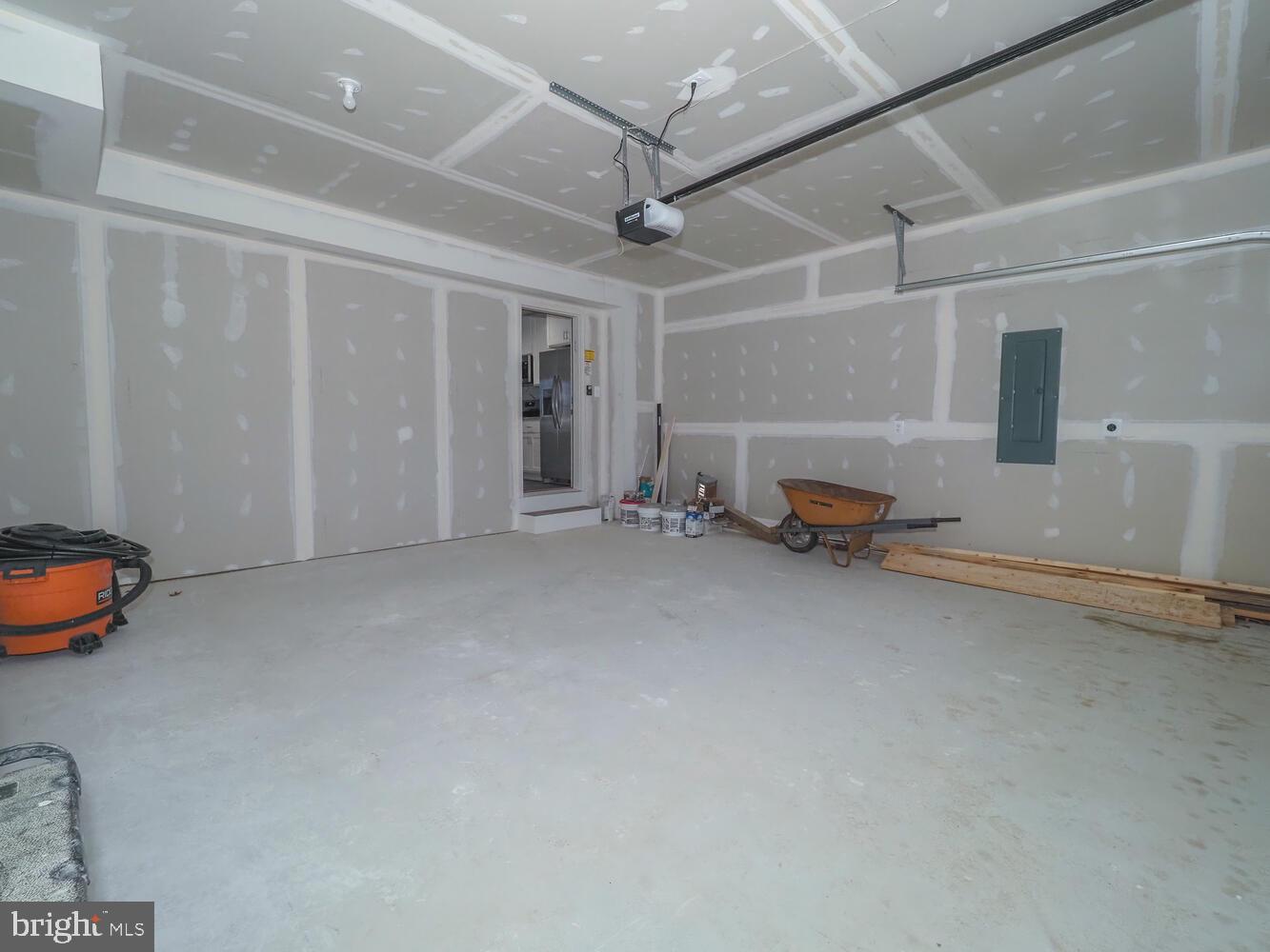 CHELSEA BEACH - Residential