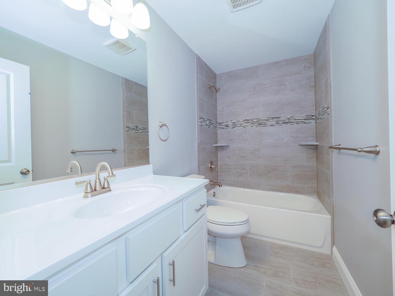 CHELSEA BEACH - Residential