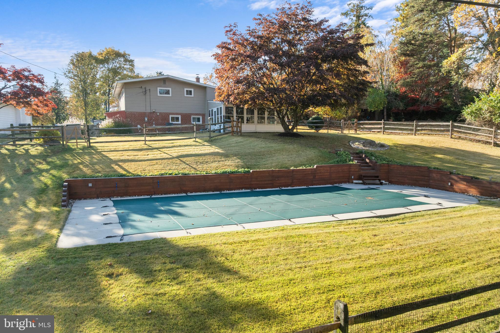 ROSE TREE WOODS - Residential