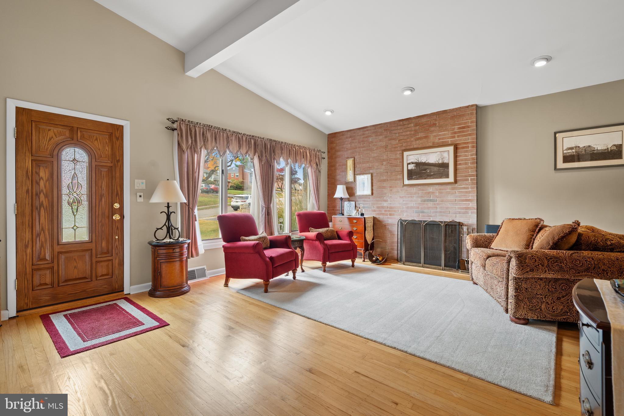 ROSE TREE WOODS - Residential