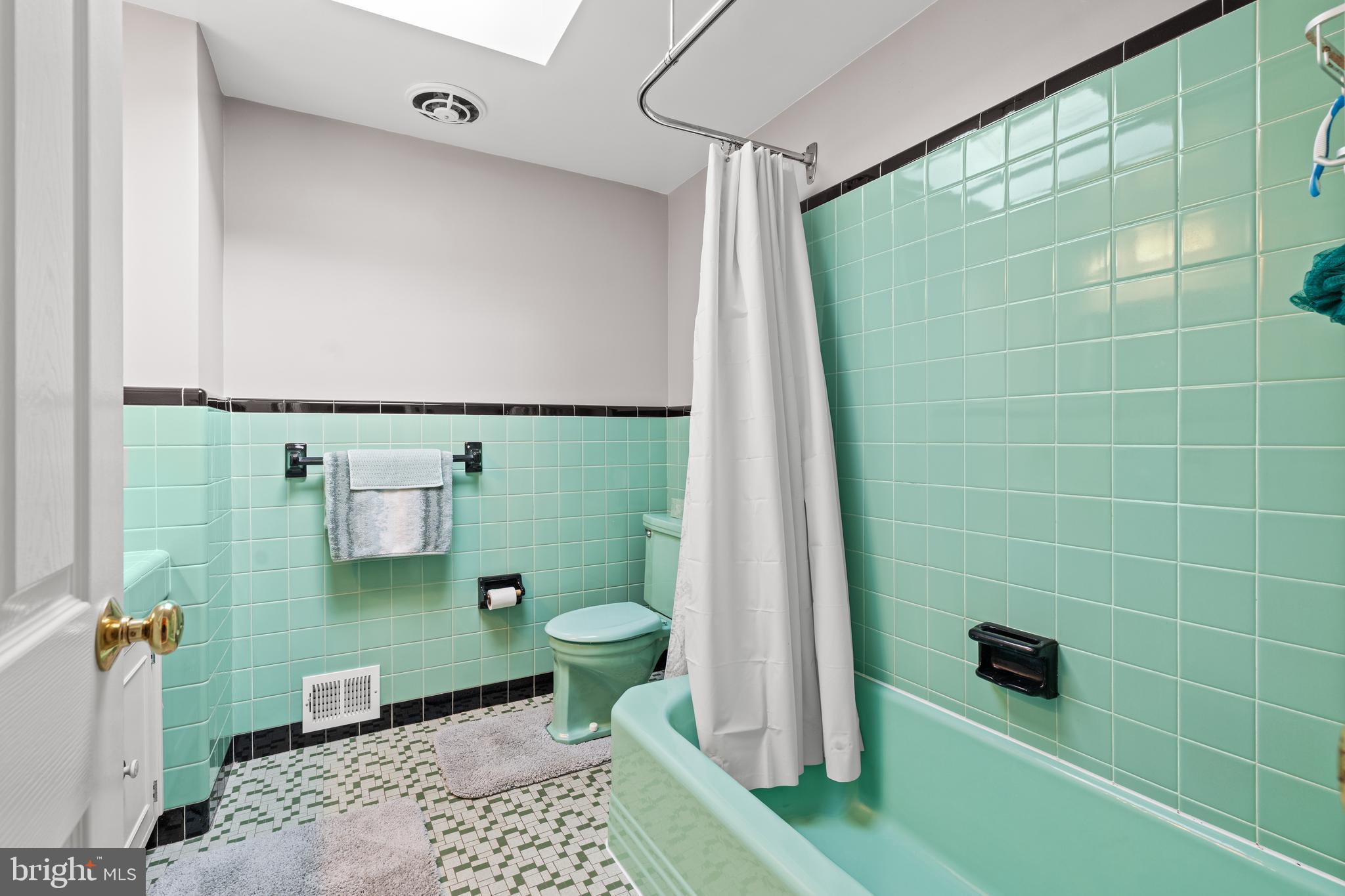 ROSE TREE WOODS - Residential