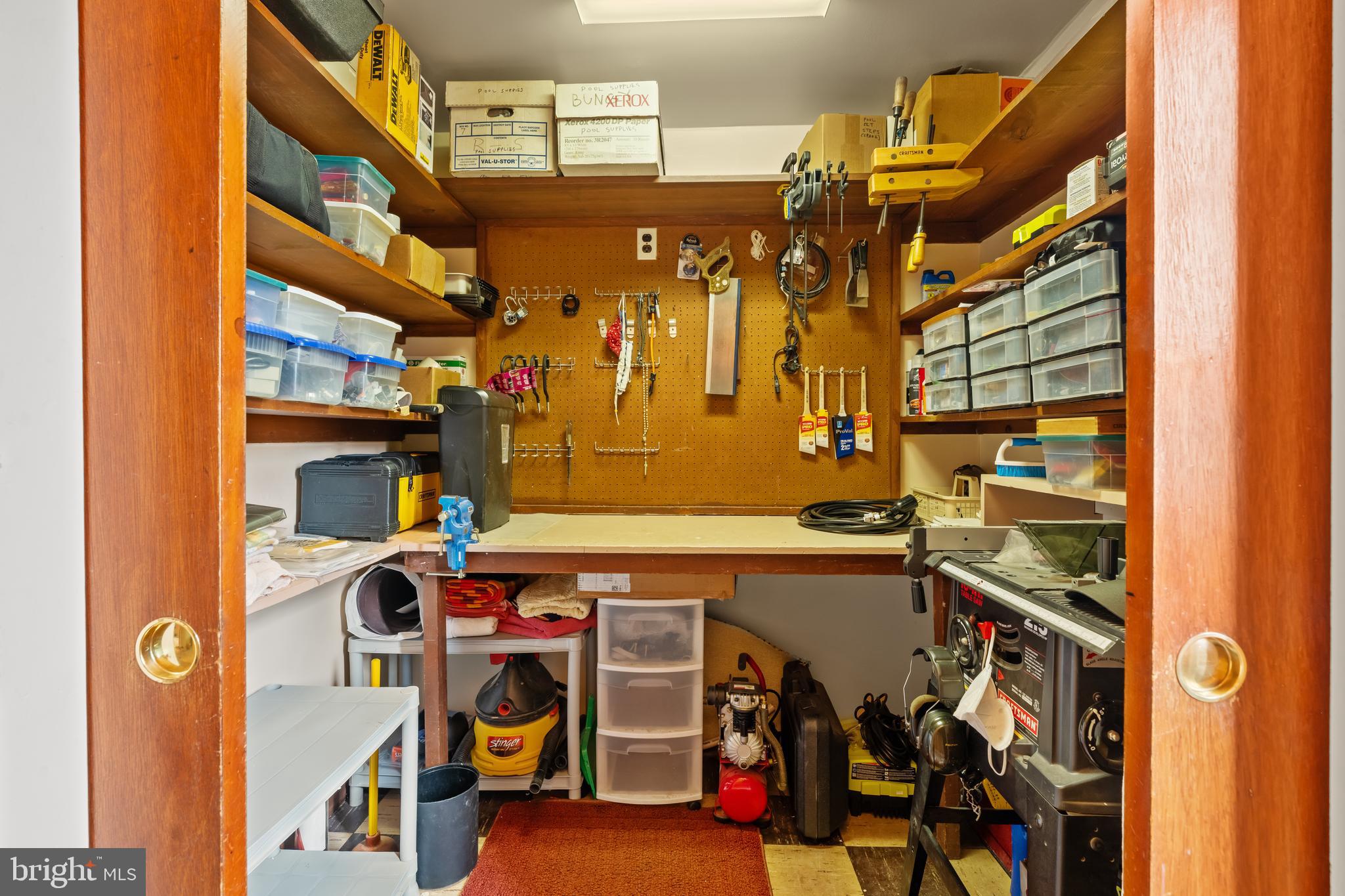 ROSE TREE WOODS - Residential