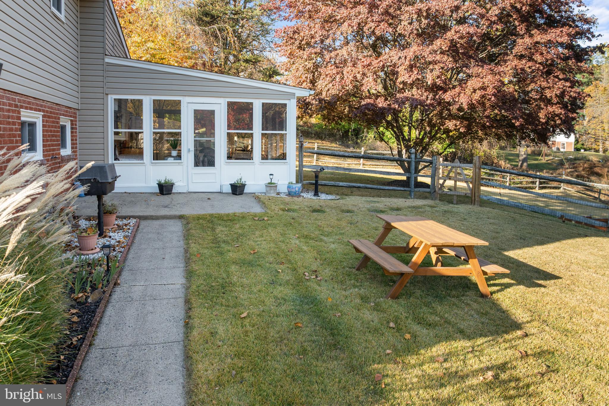 ROSE TREE WOODS - Residential