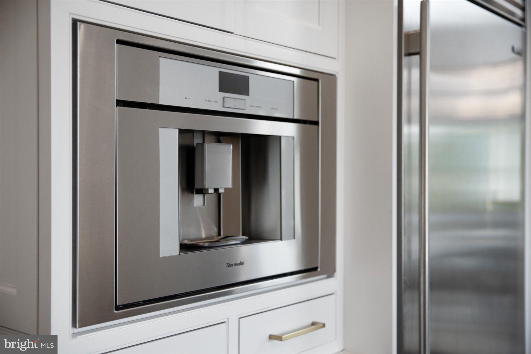 MEADOW WOOD - Residential