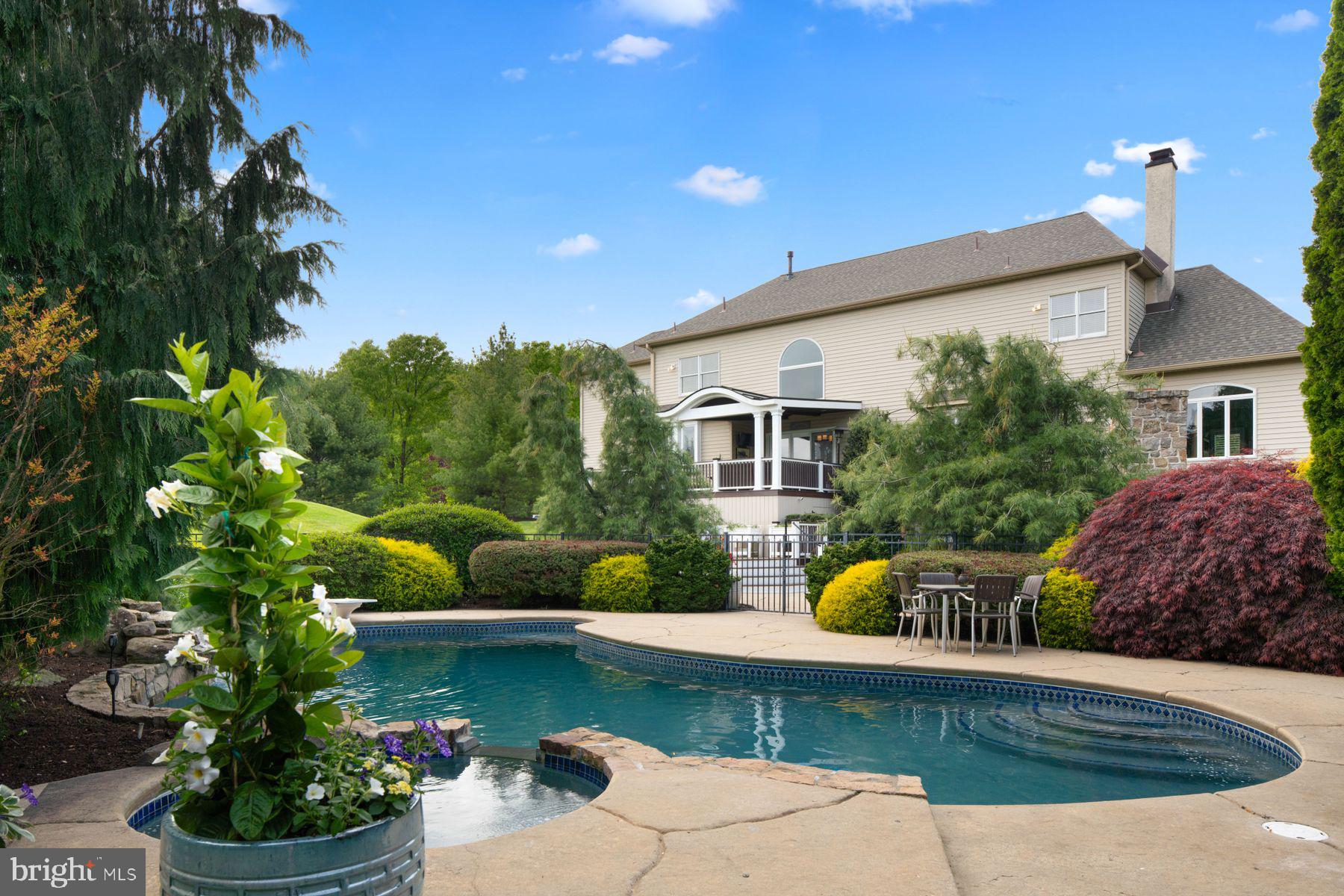 MEADOW WOOD - Residential