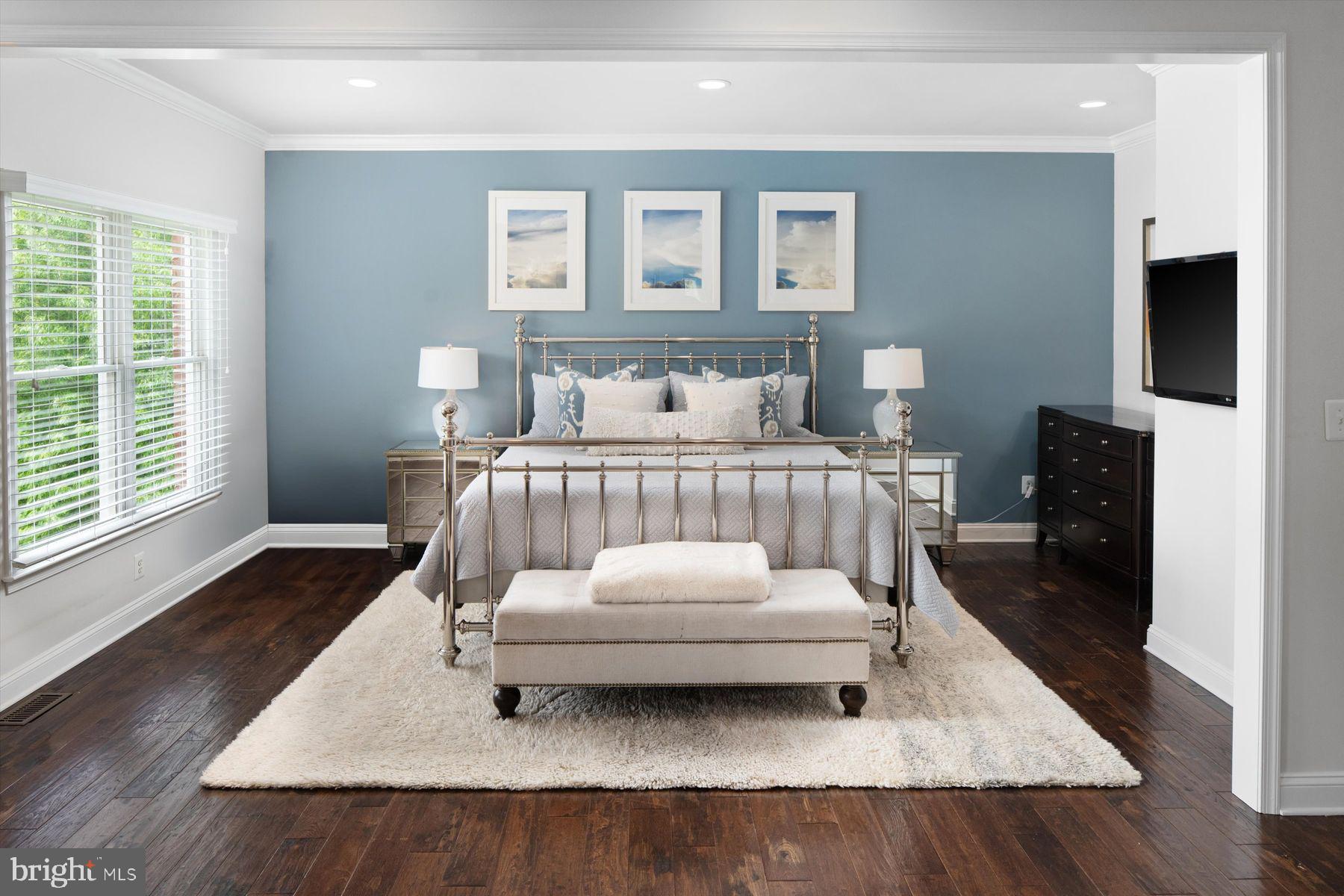 MEADOW WOOD - Residential