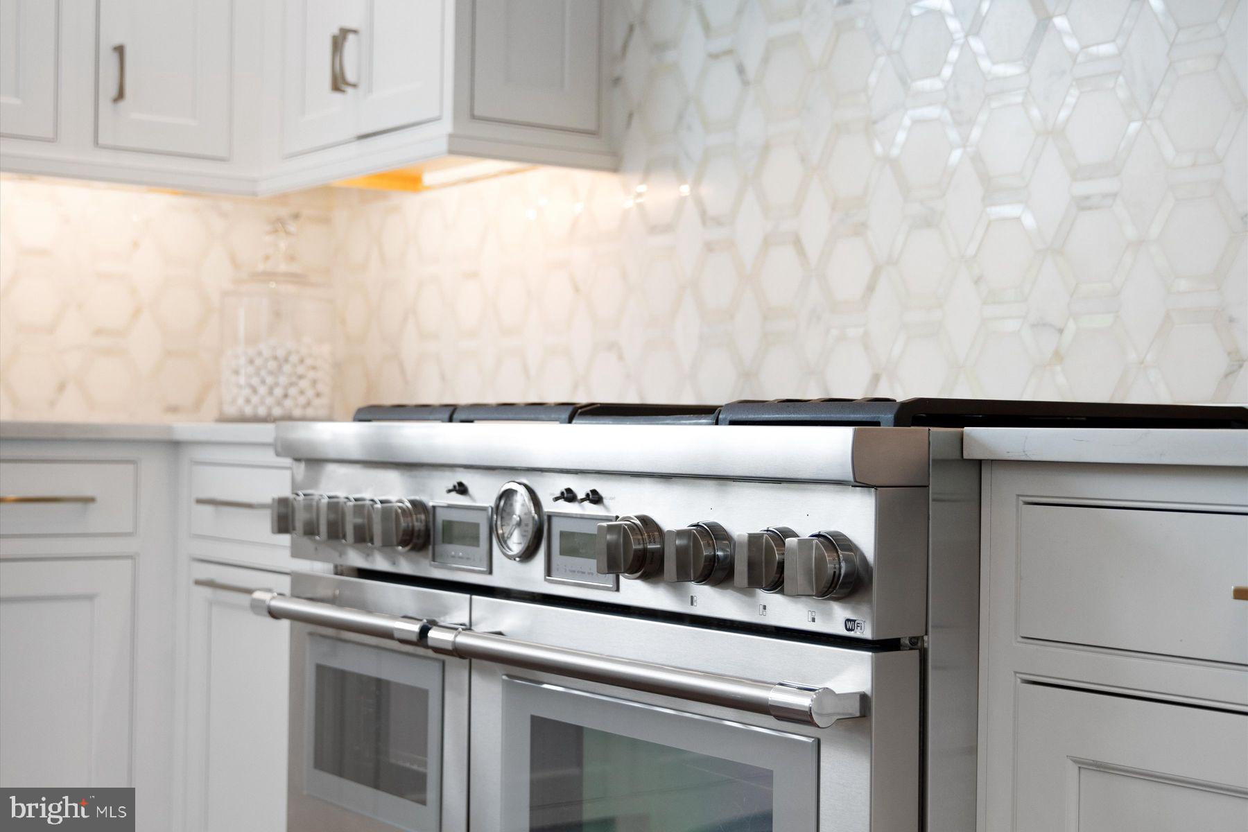 MEADOW WOOD - Residential