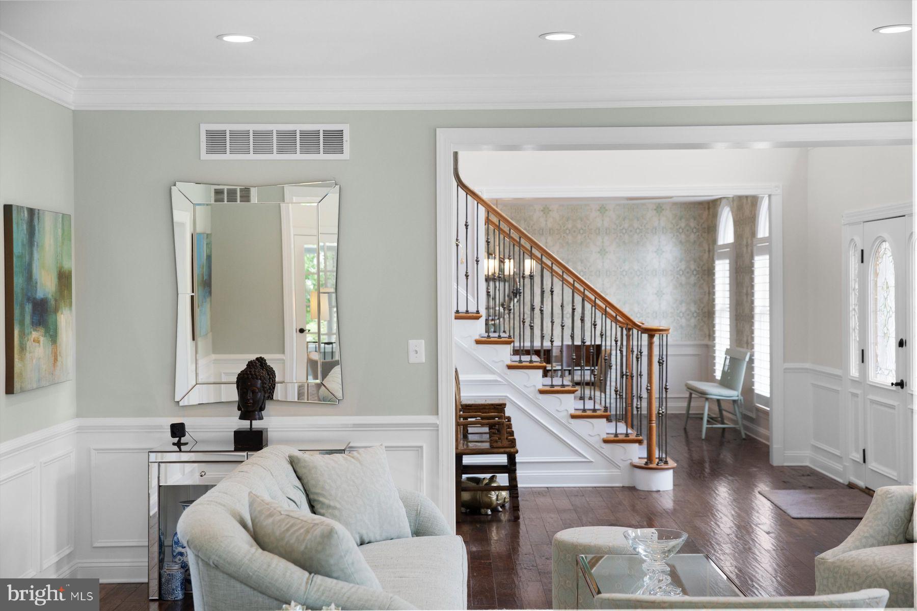 MEADOW WOOD - Residential