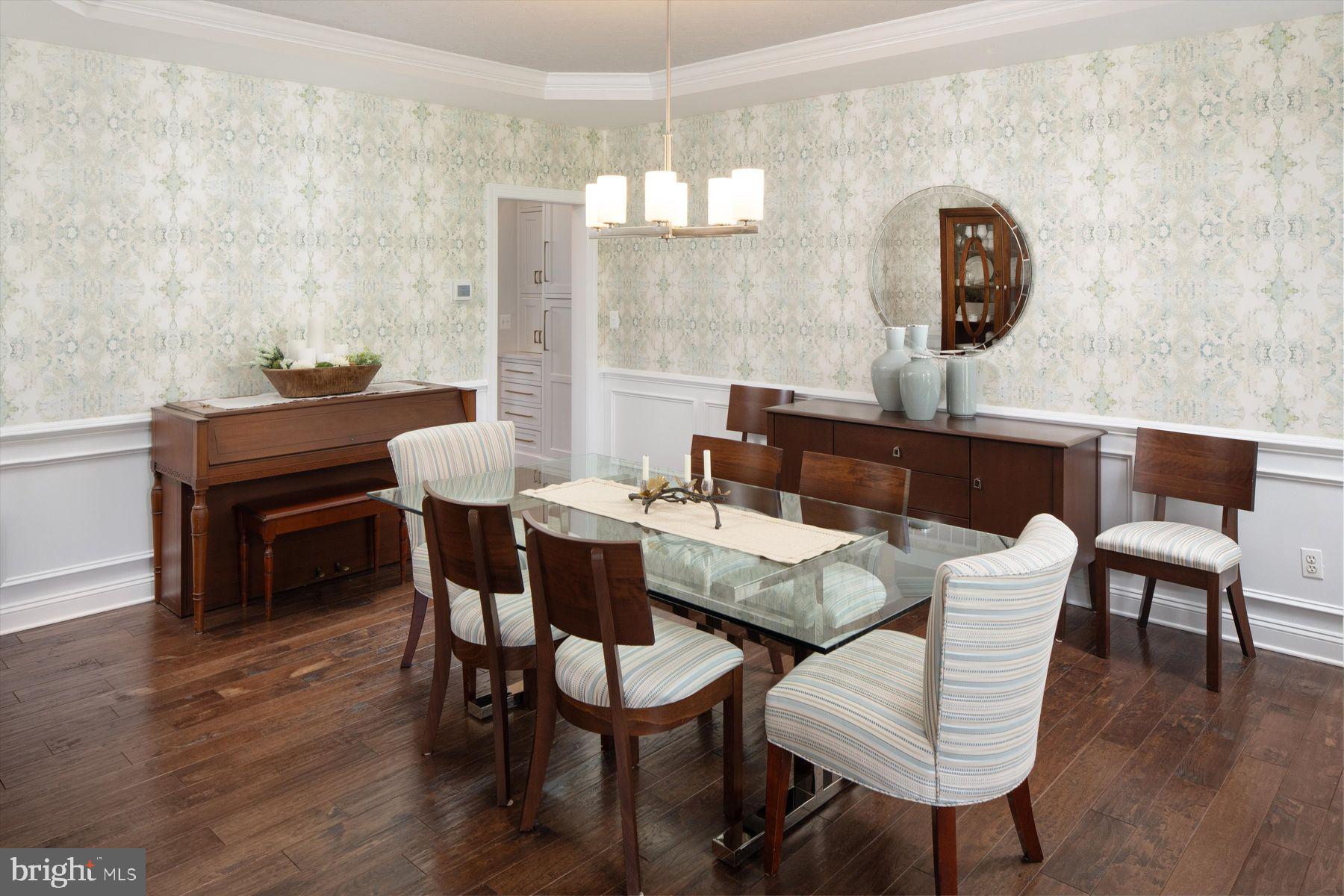 MEADOW WOOD - Residential