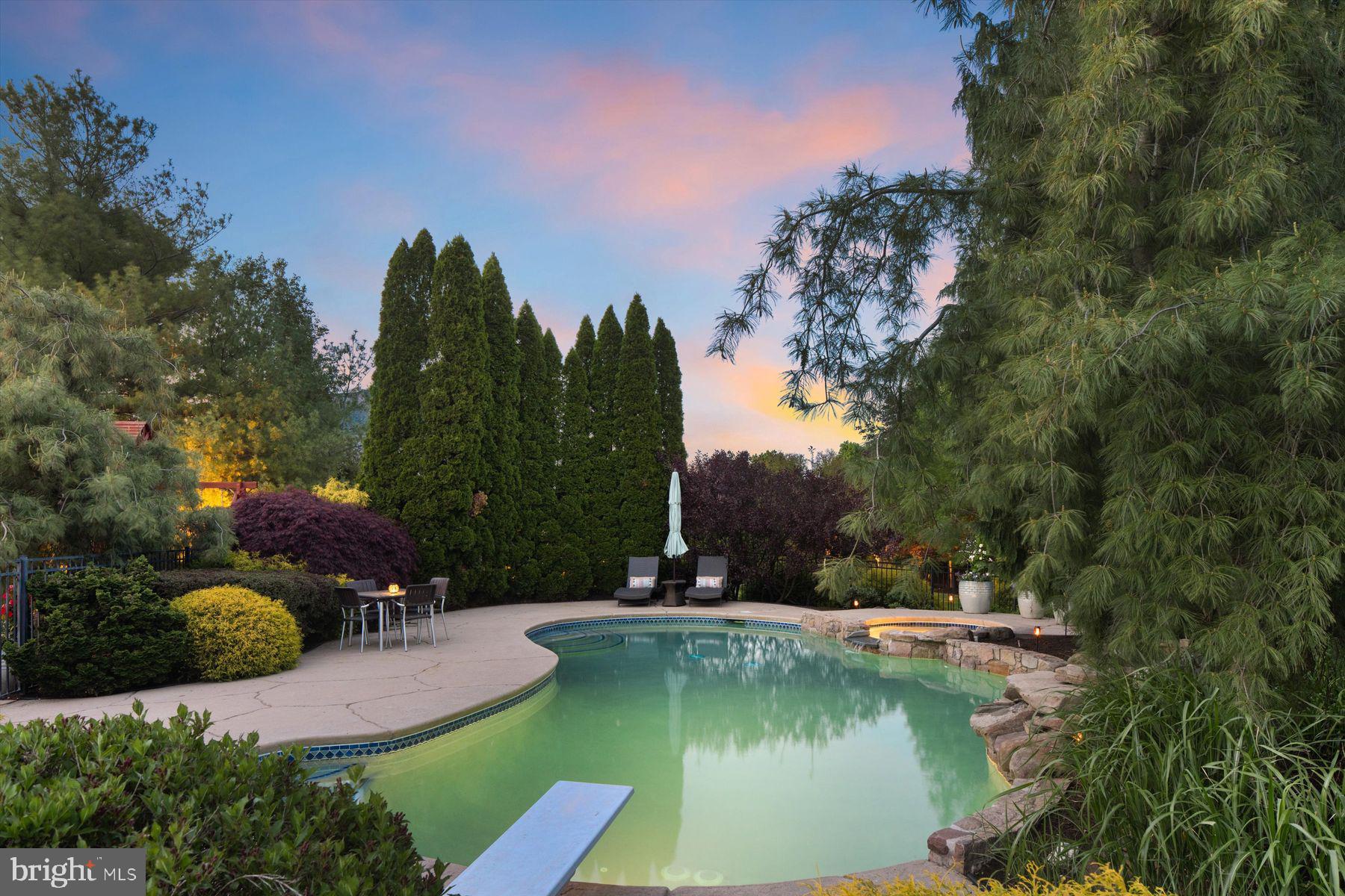 MEADOW WOOD - Residential