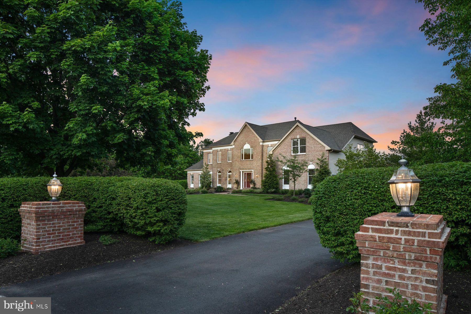 MEADOW WOOD - Residential