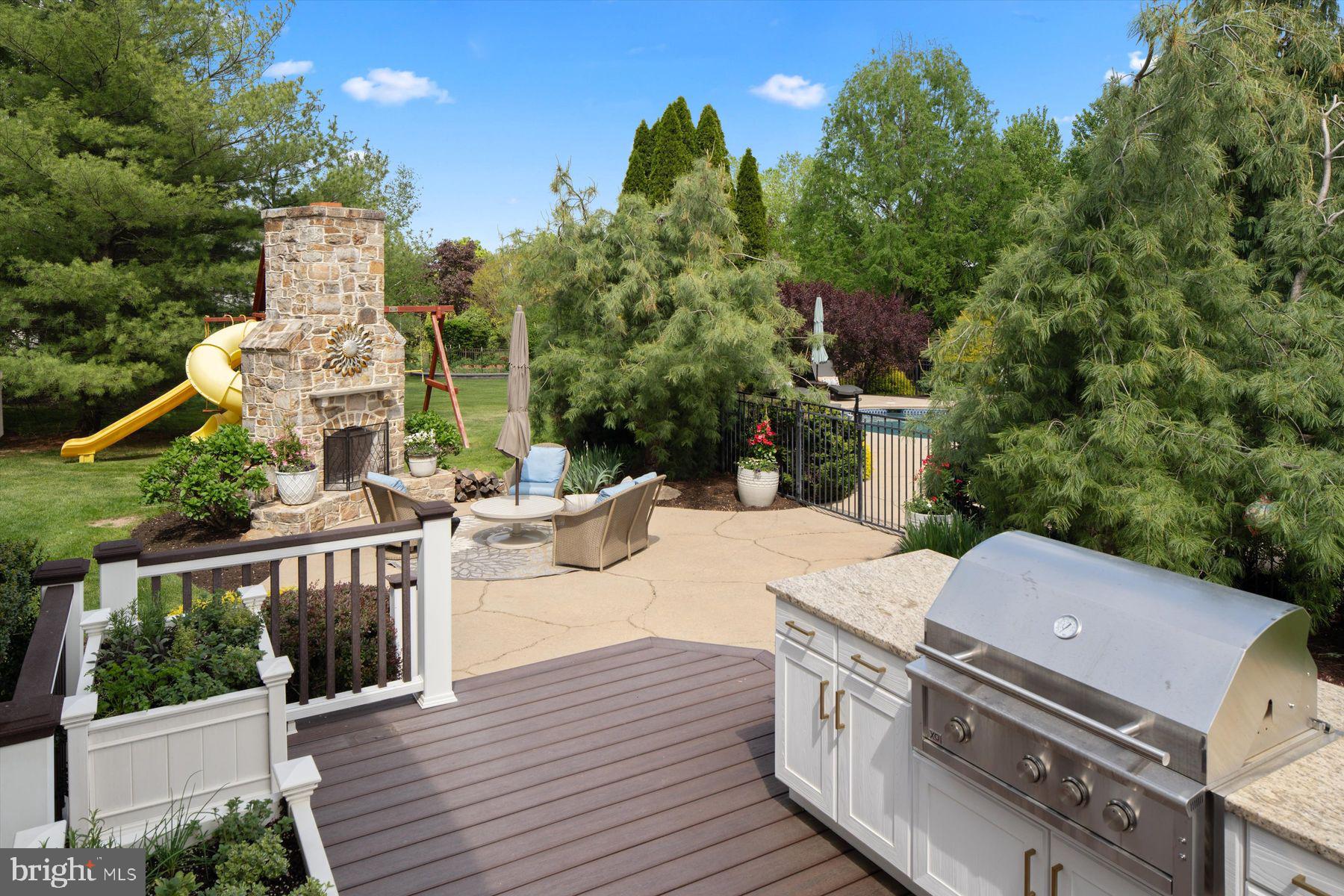 MEADOW WOOD - Residential