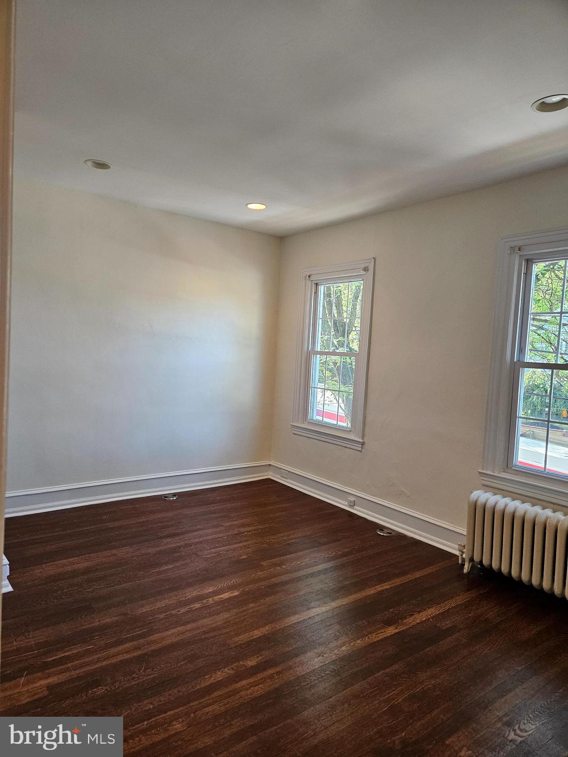 GLENSIDE - Residential Lease