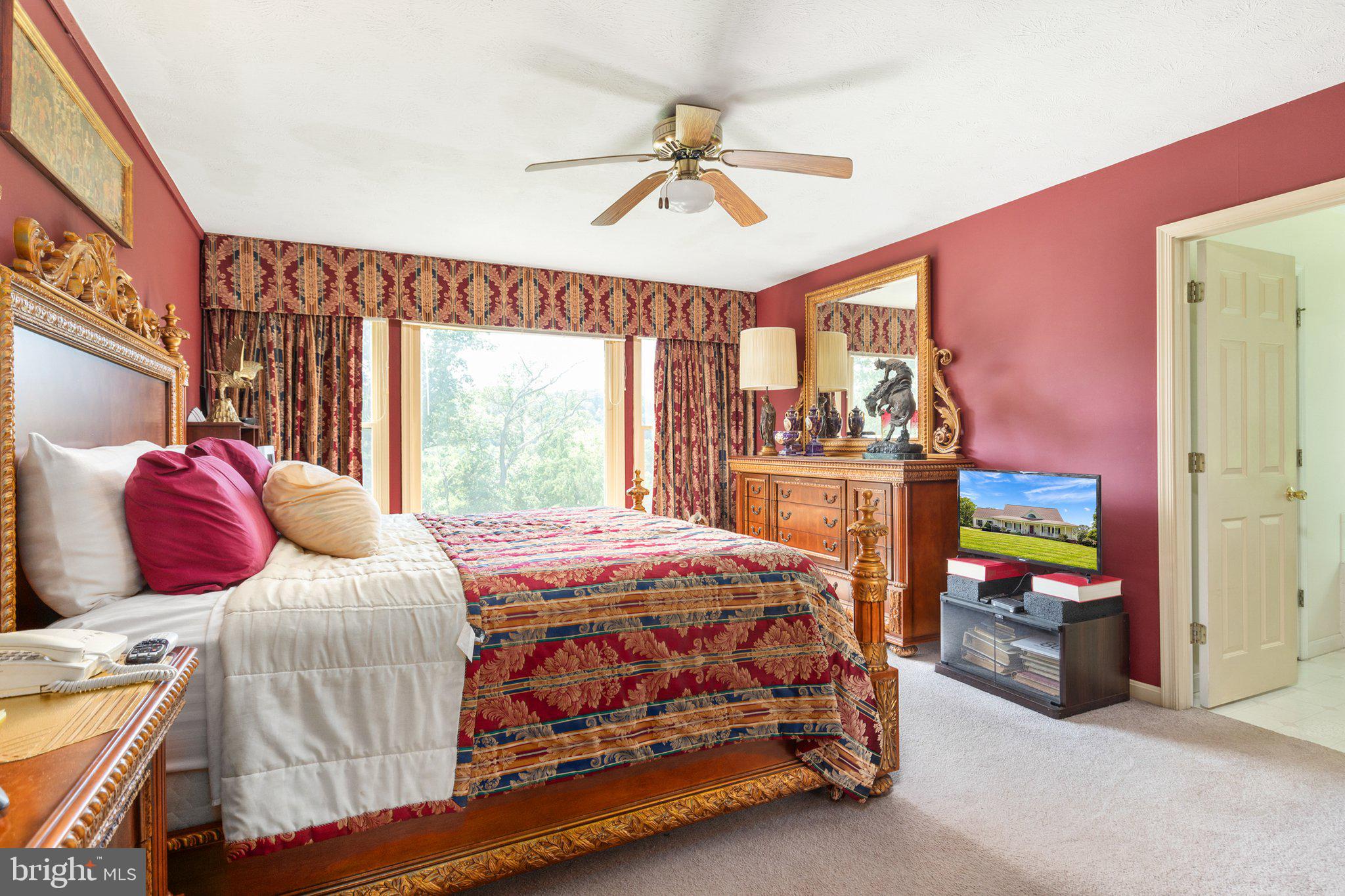 SANDY HOOK - Residential