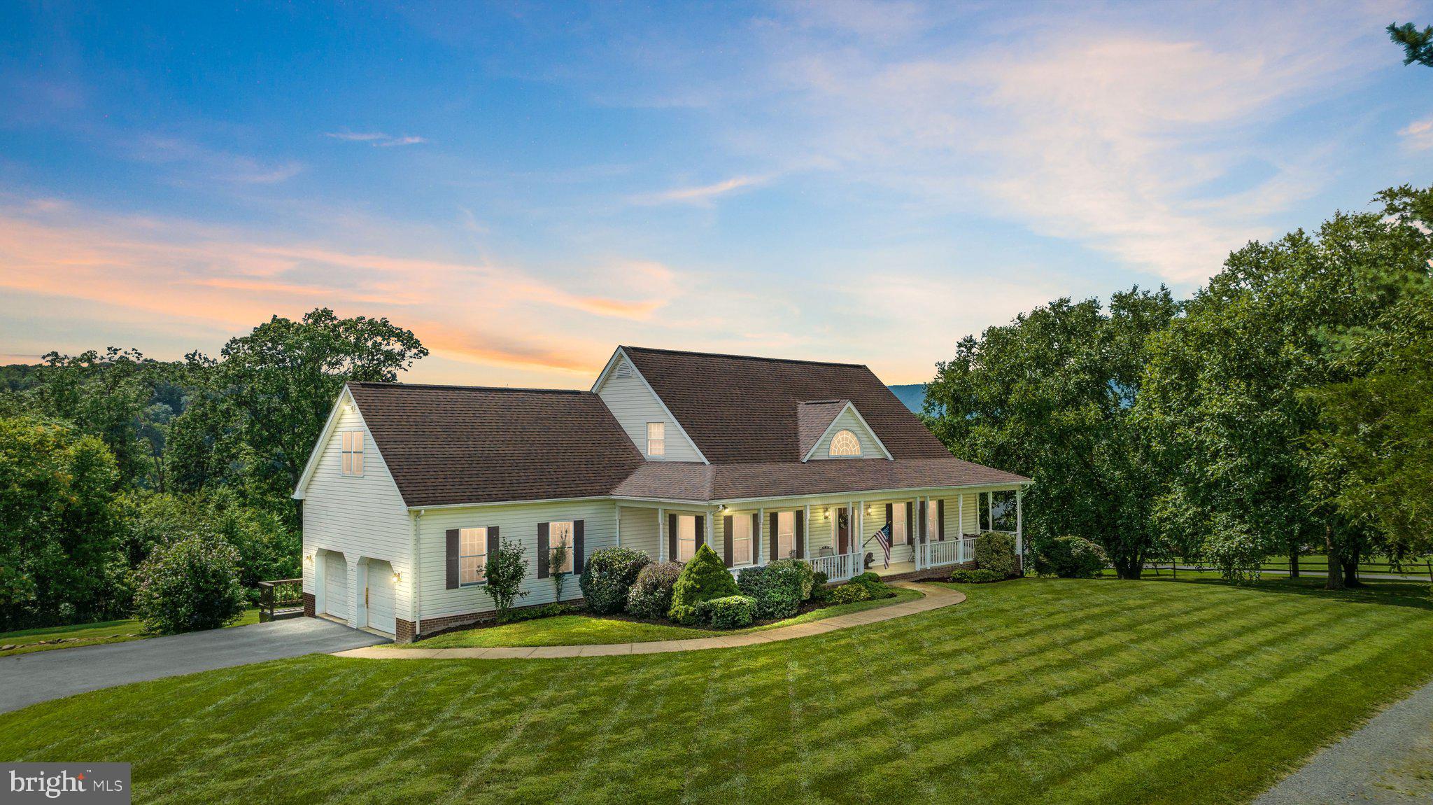 SANDY HOOK - Residential