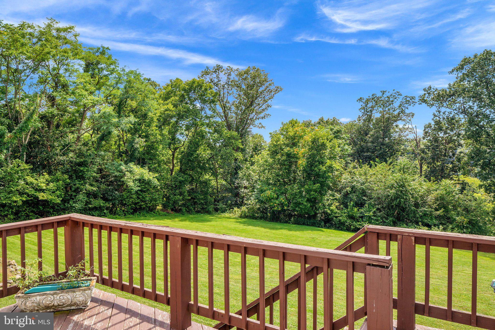 SANDY HOOK - Residential