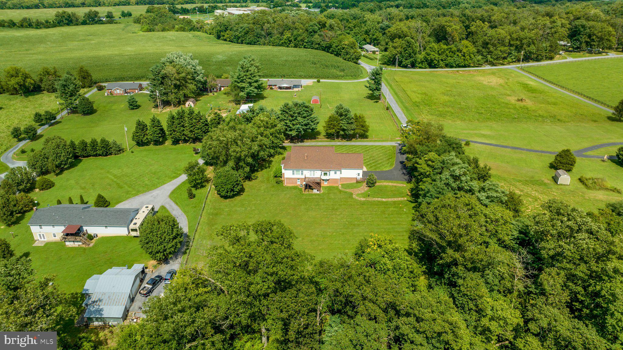 SANDY HOOK - Residential