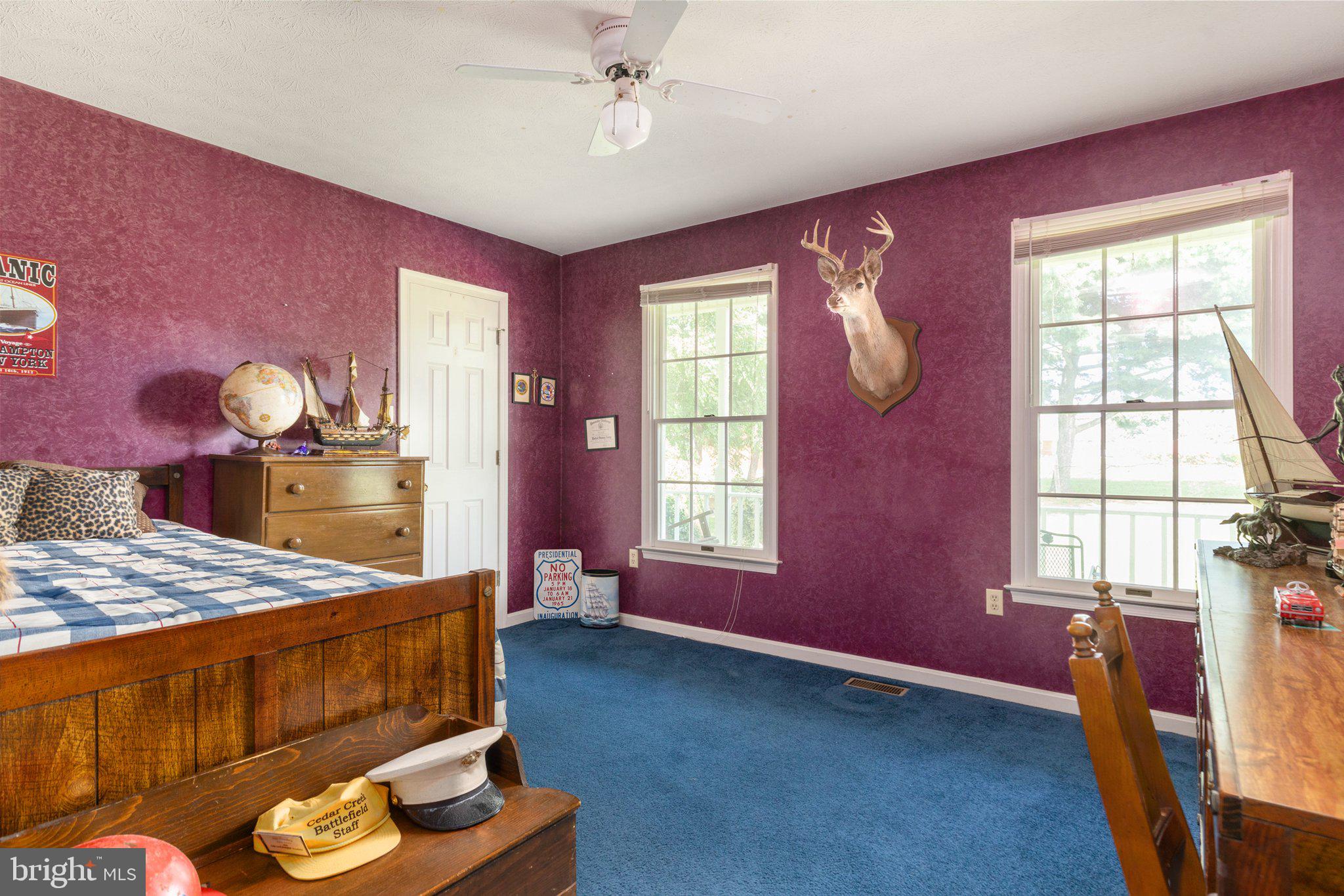 SANDY HOOK - Residential