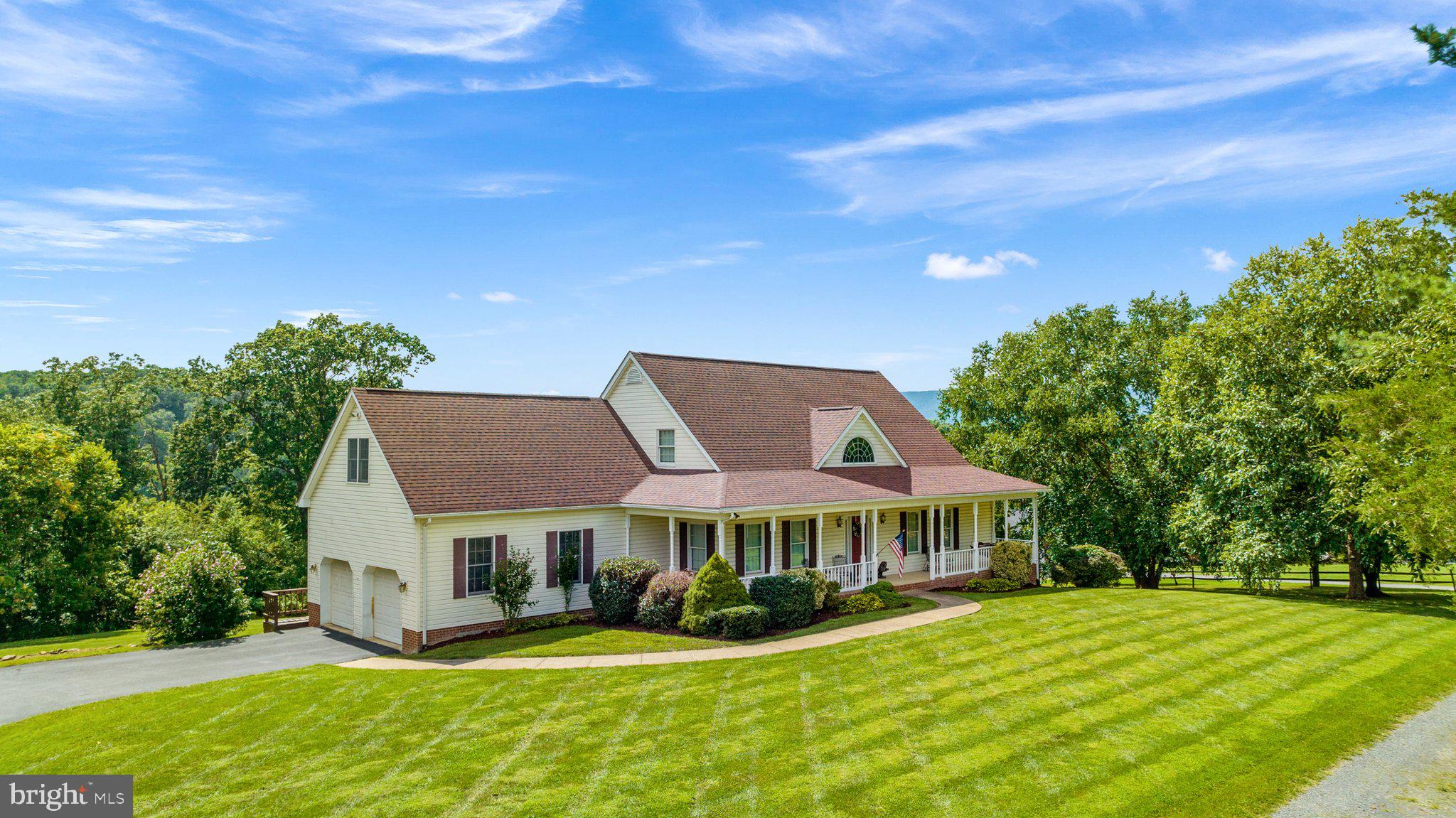 SANDY HOOK - Residential