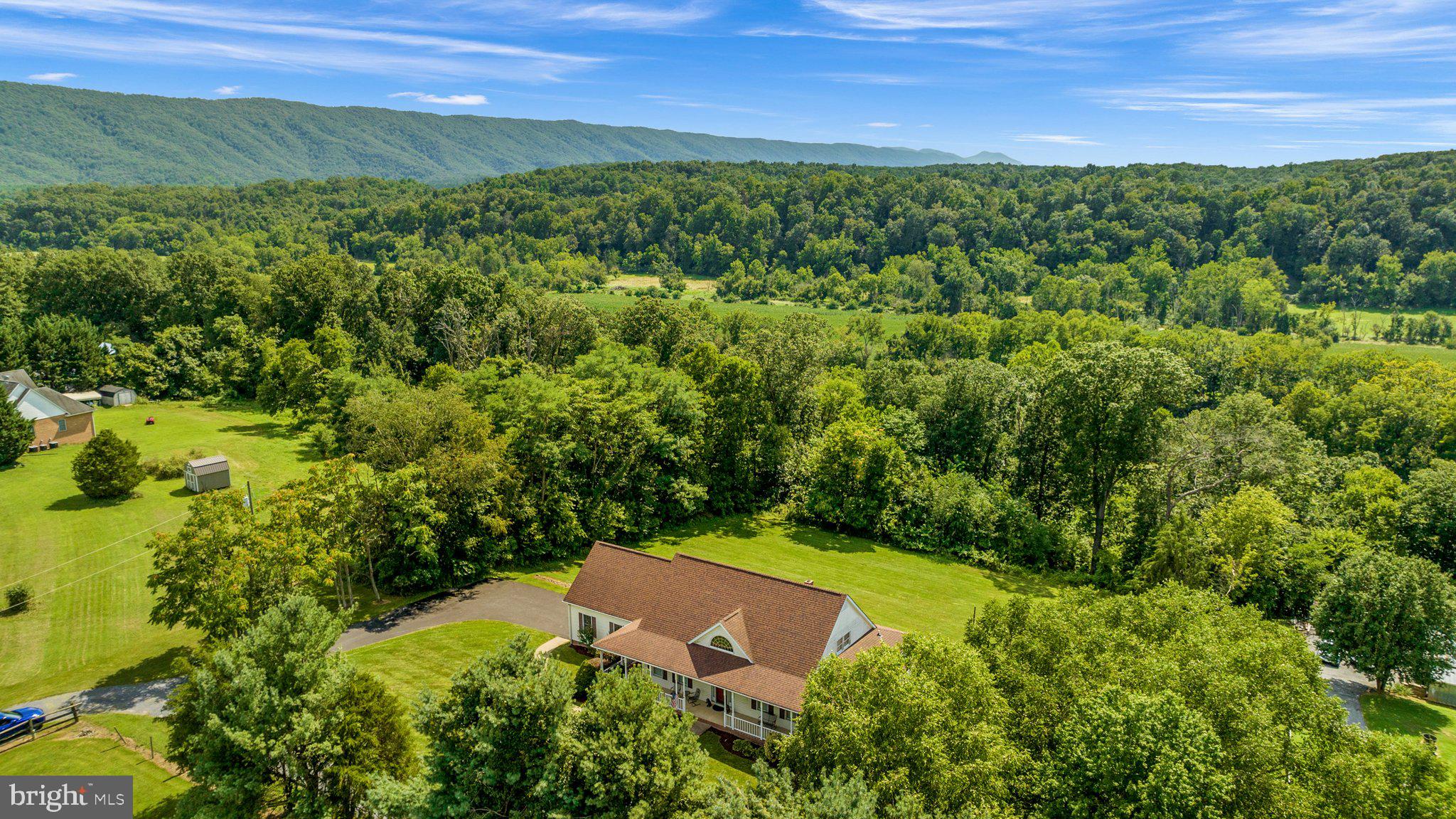 SANDY HOOK - Residential