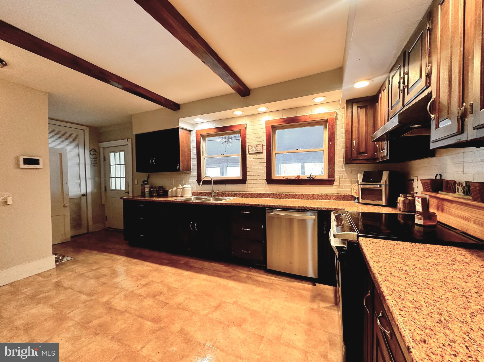 FAIR HAVEN FARMS - Residential