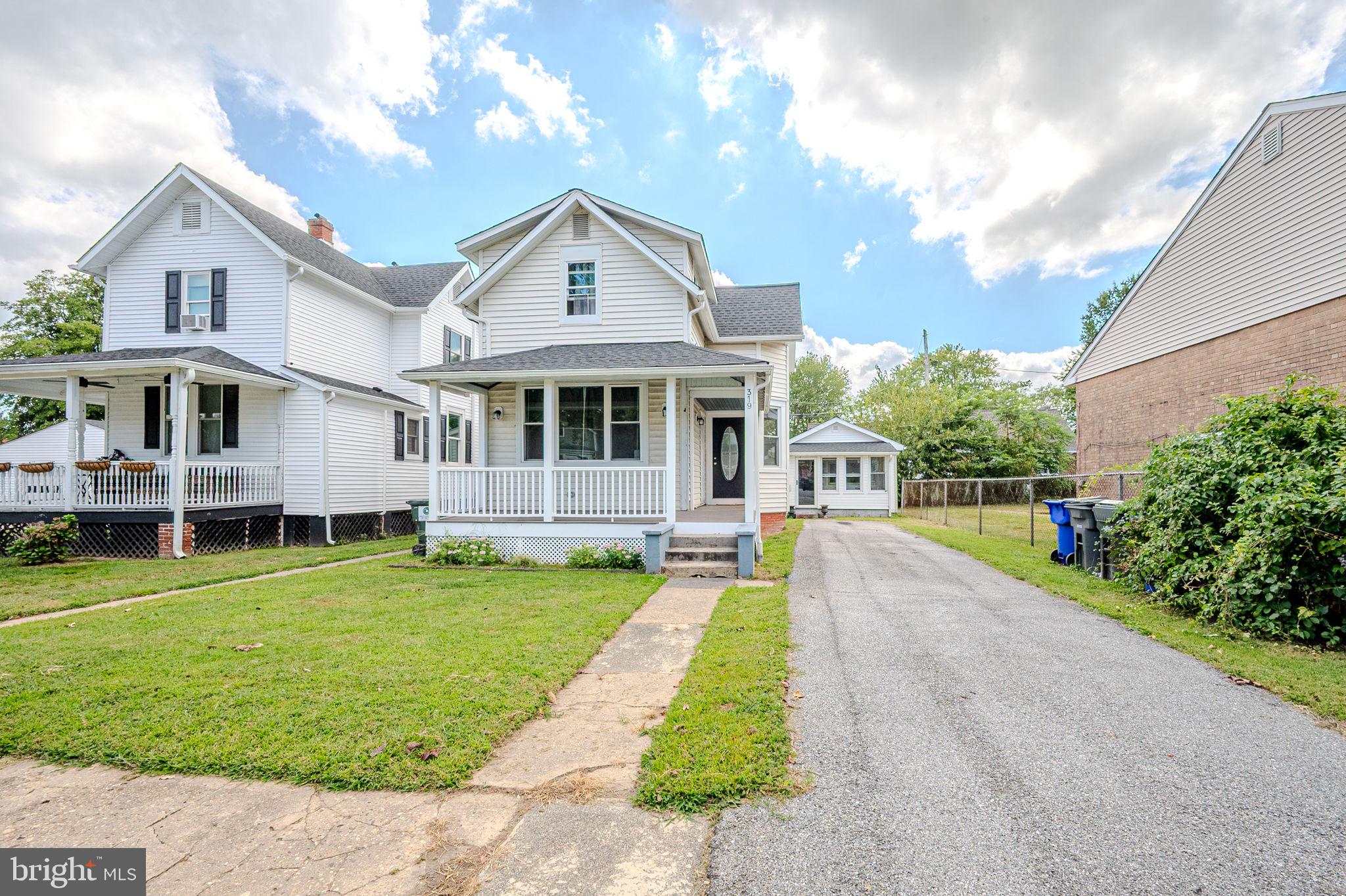 319 WASHINGTON STREET