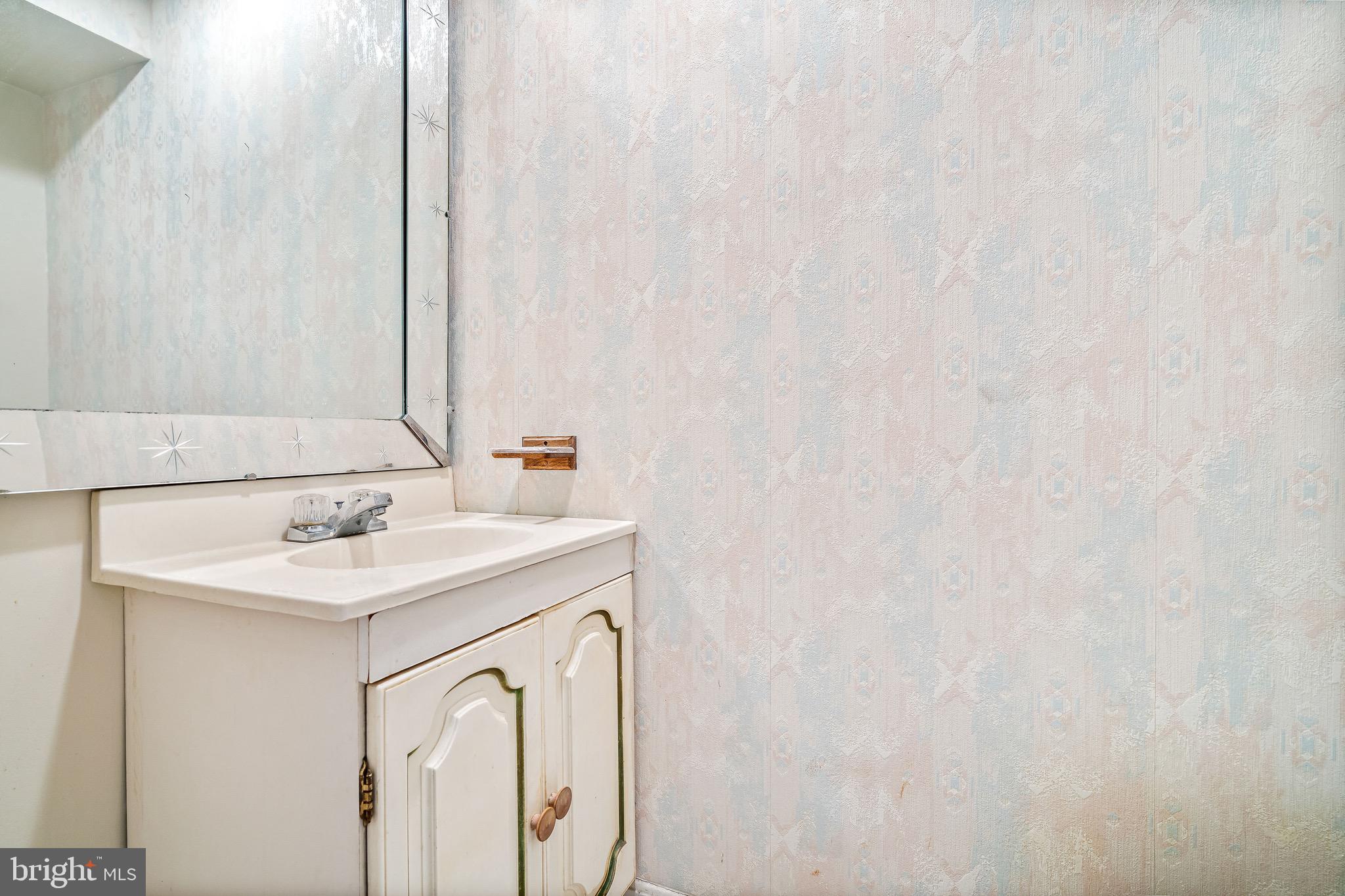 FRANKLIN RIDGE TOWNHOUSE - Residential