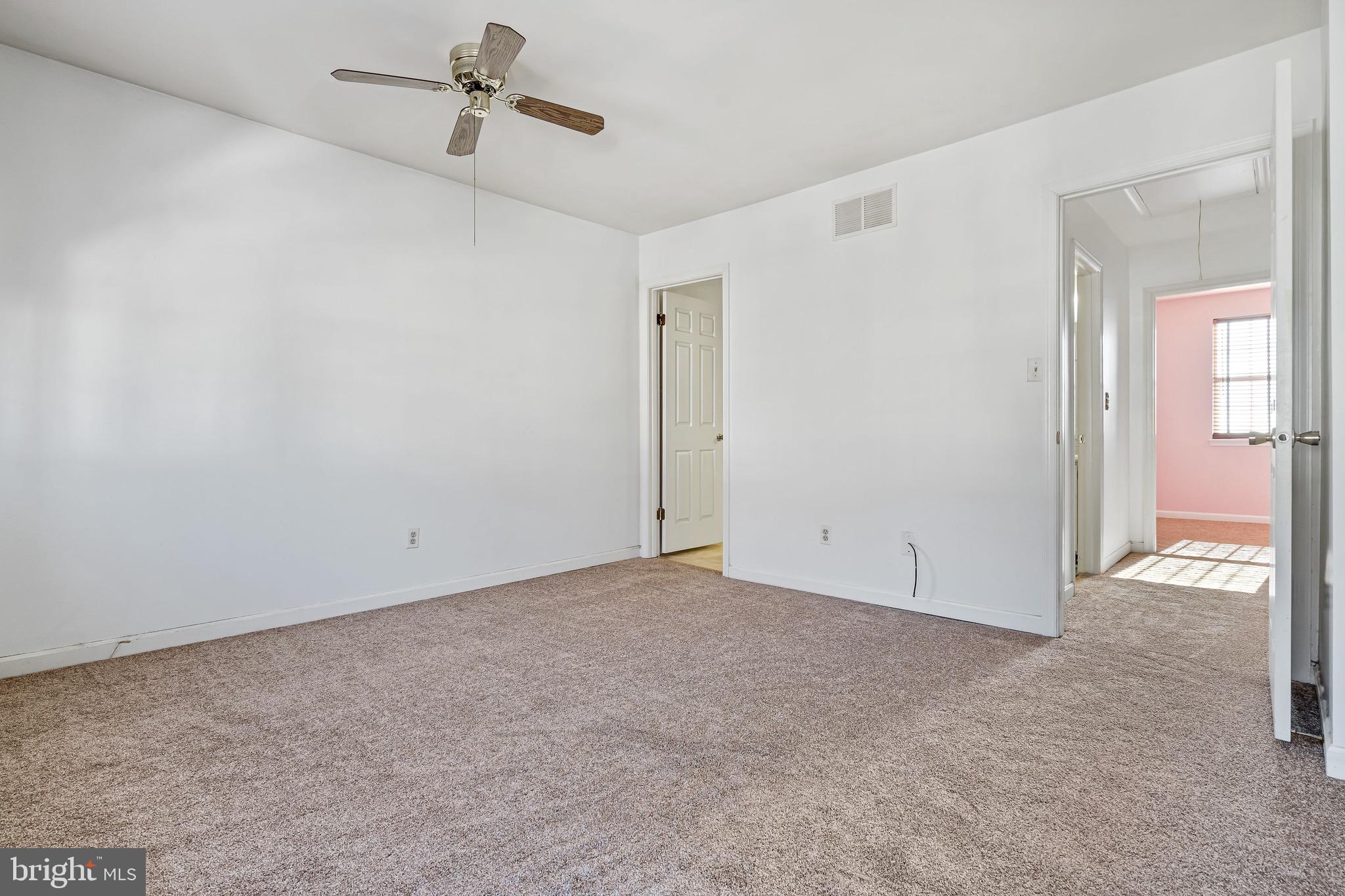 FRANKLIN RIDGE TOWNHOUSE - Residential