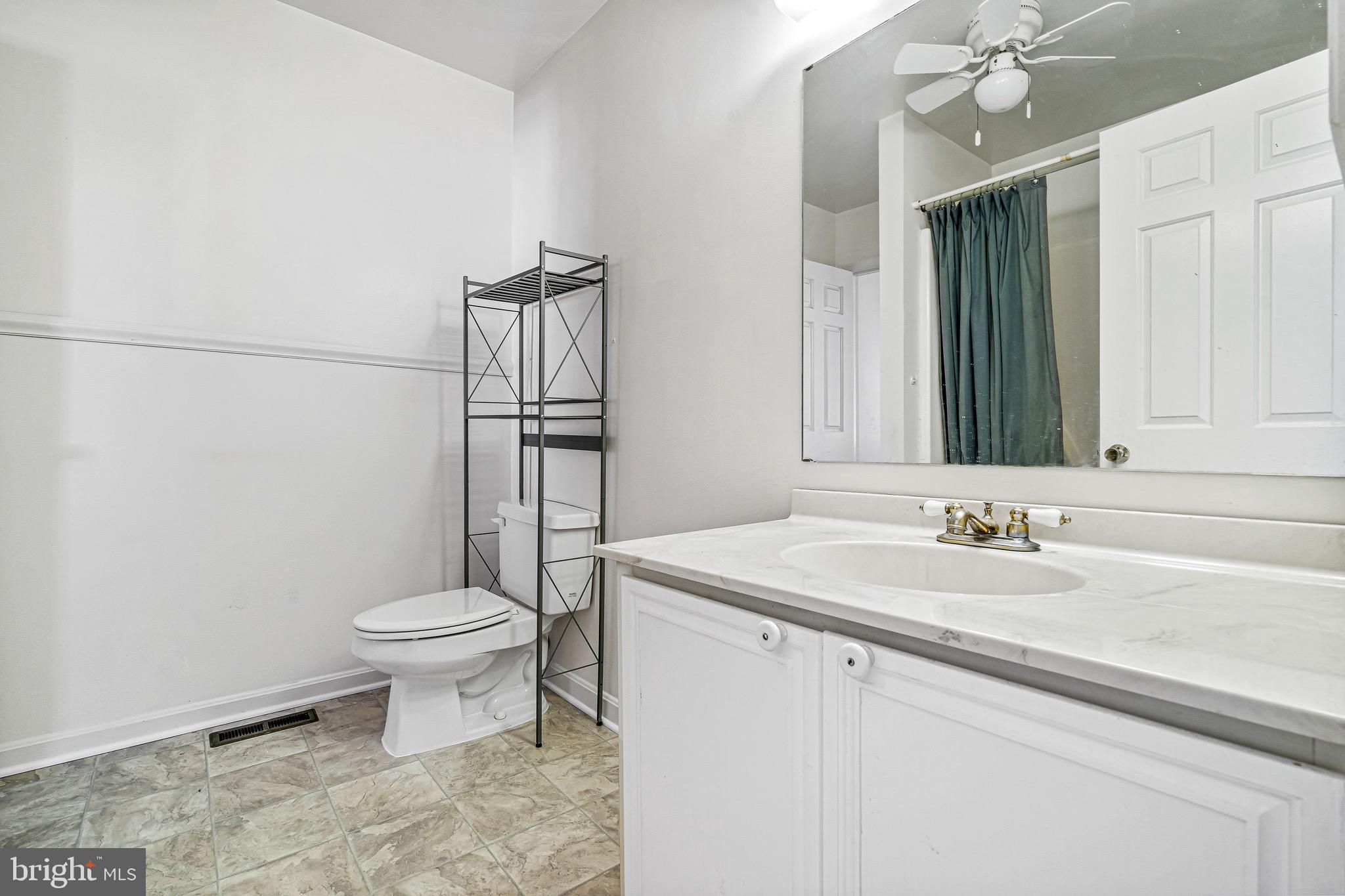 FRANKLIN RIDGE TOWNHOUSE - Residential