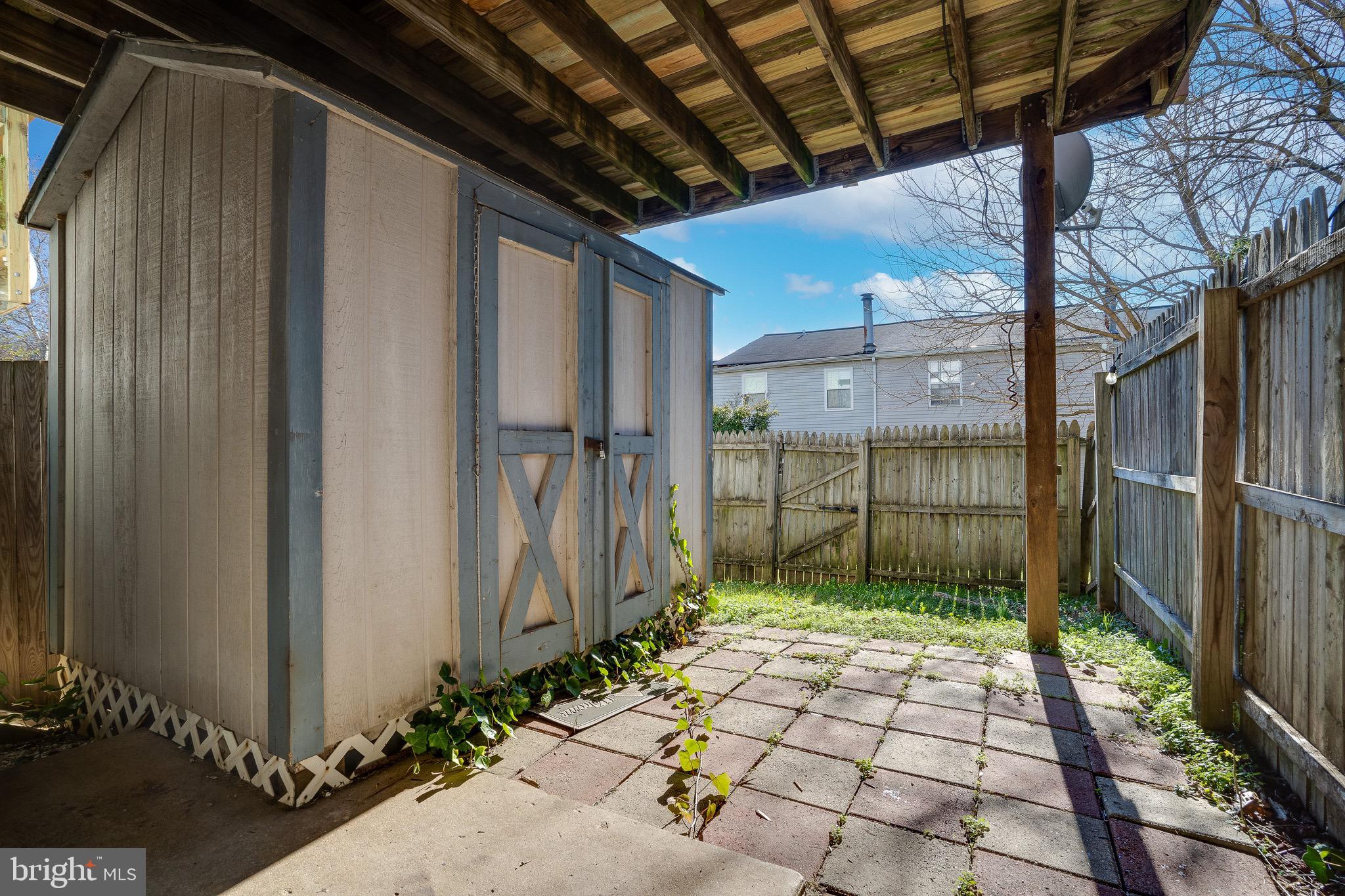 FRANKLIN RIDGE TOWNHOUSE - Residential