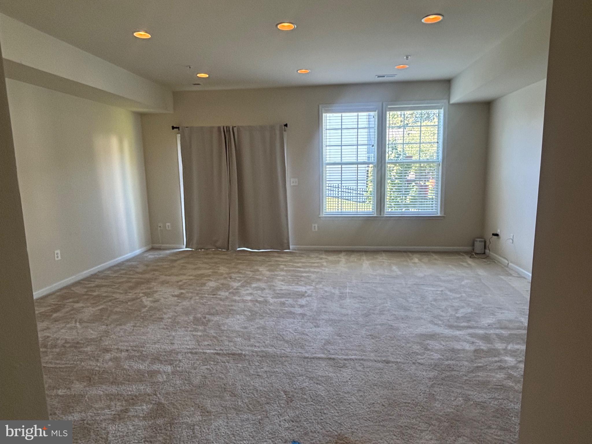8609 SWEET ROSE COURT