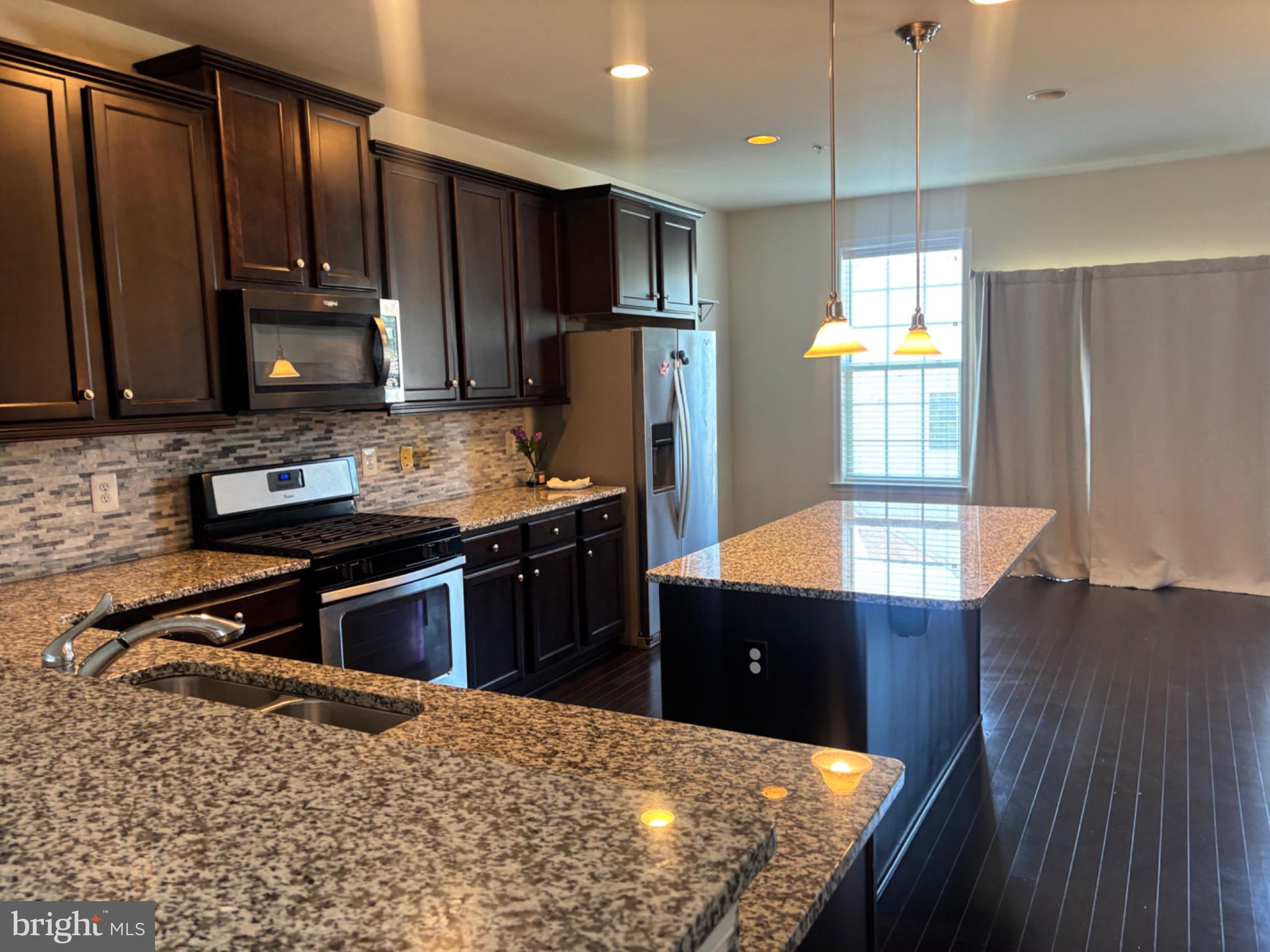 8609 SWEET ROSE COURT