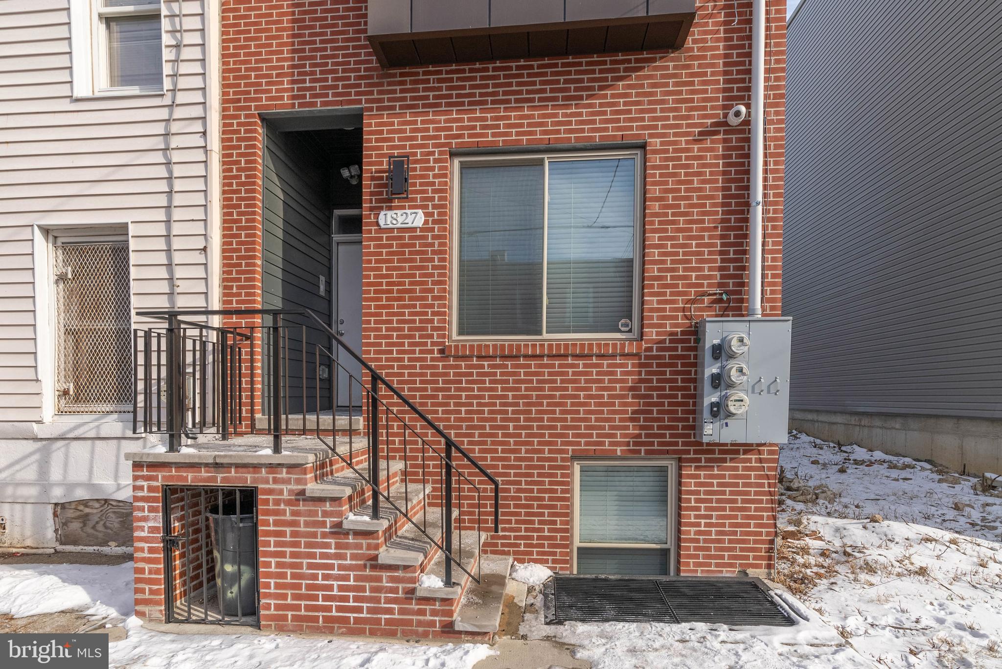 KENSINGTON - Residential Lease