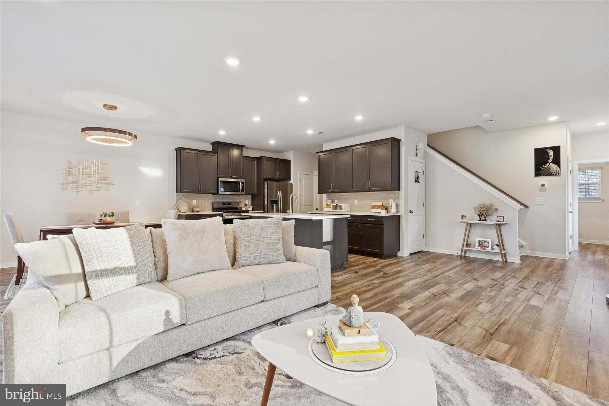 CLOVER MILL - Residential