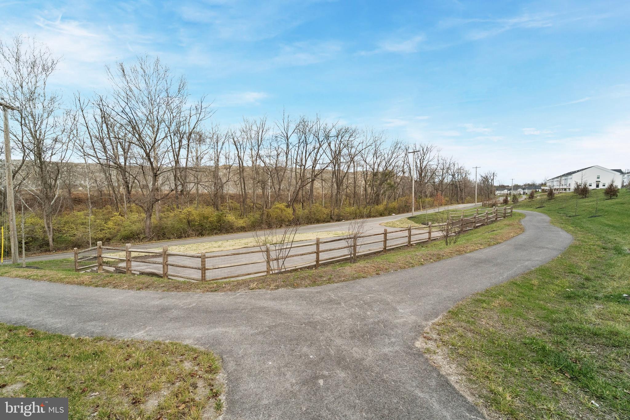 CLOVER MILL - Residential