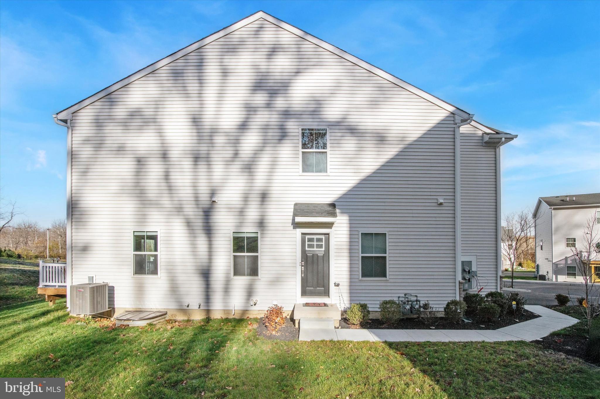 CLOVER MILL - Residential