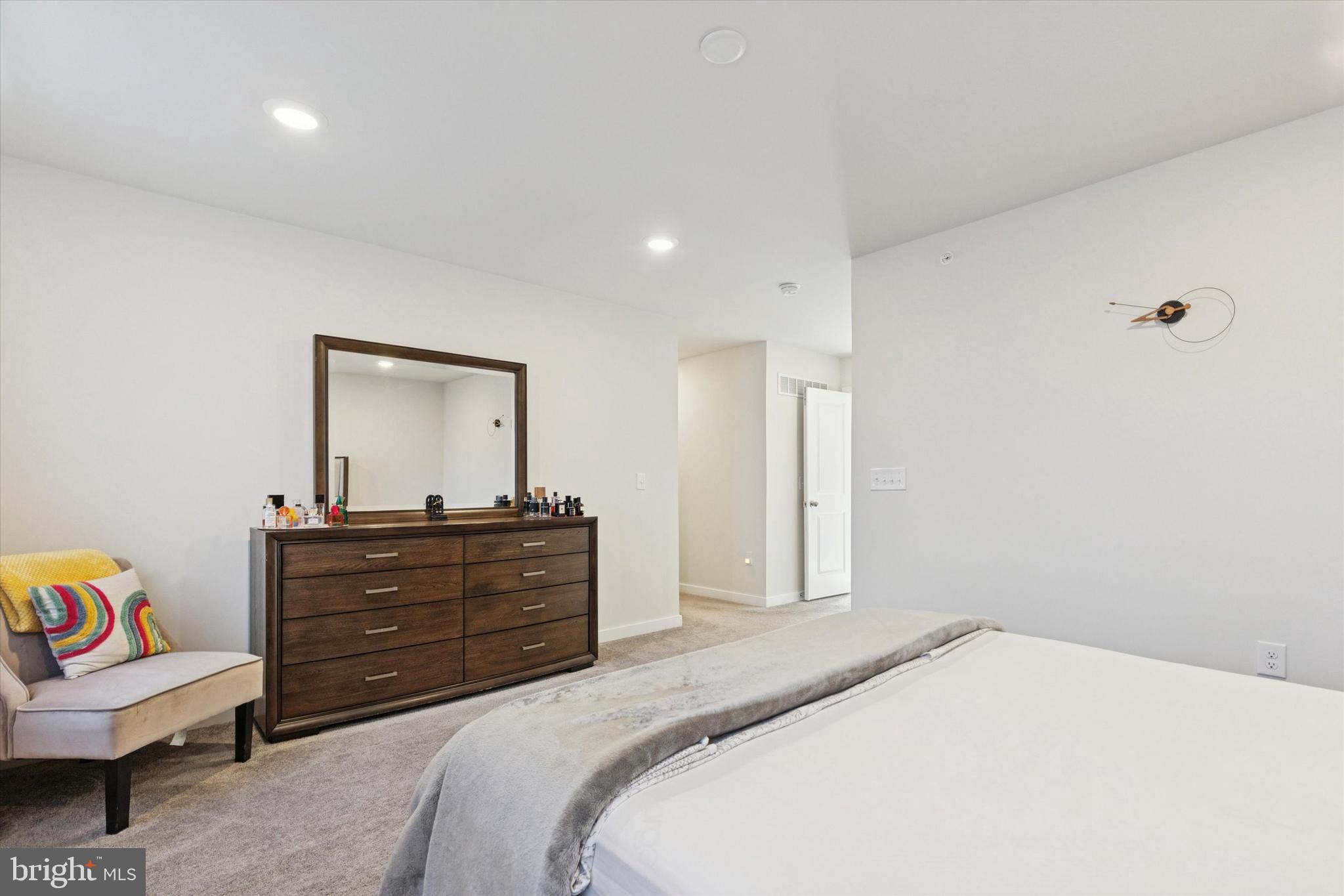 CLOVER MILL - Residential