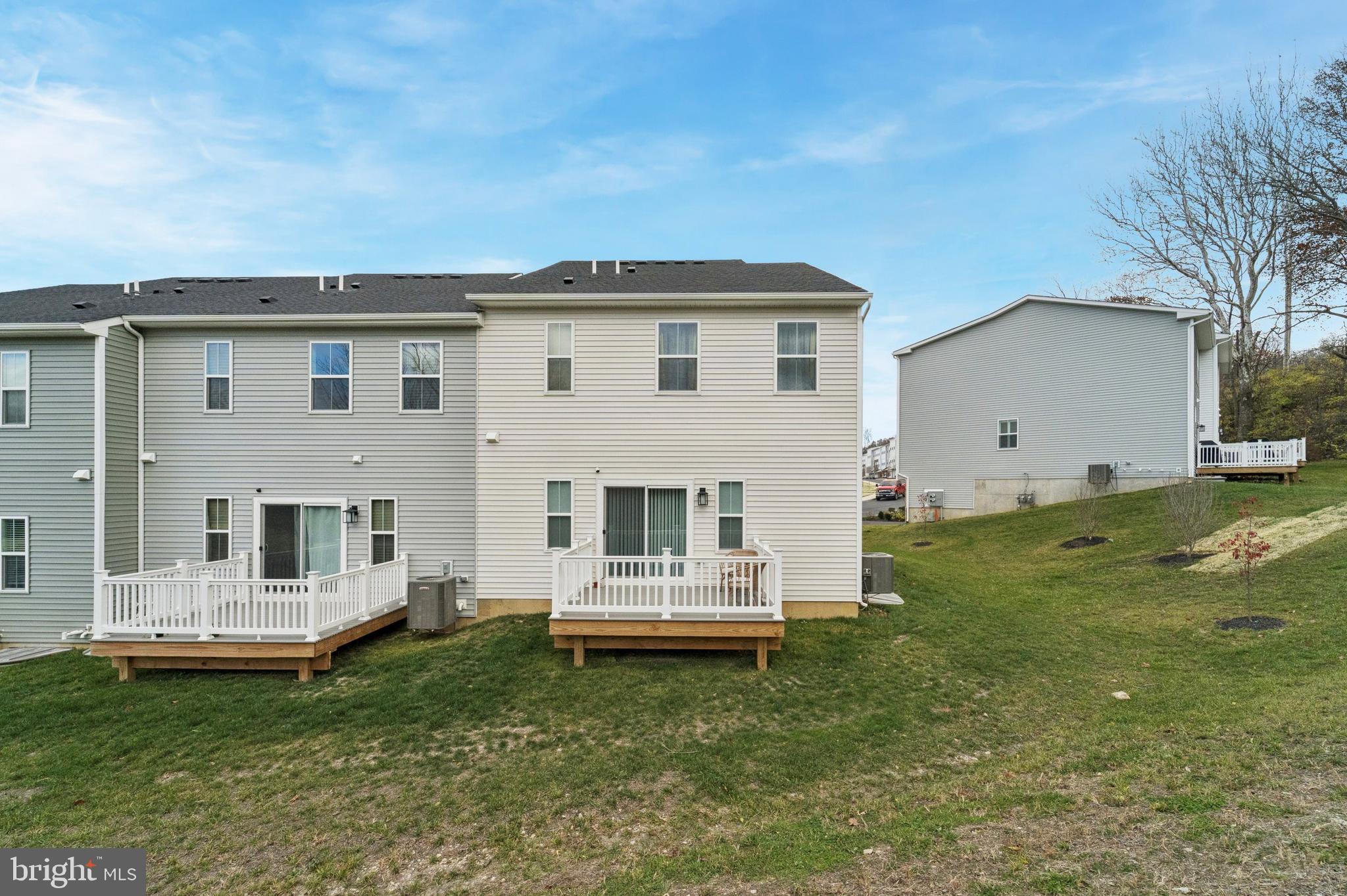 CLOVER MILL - Residential