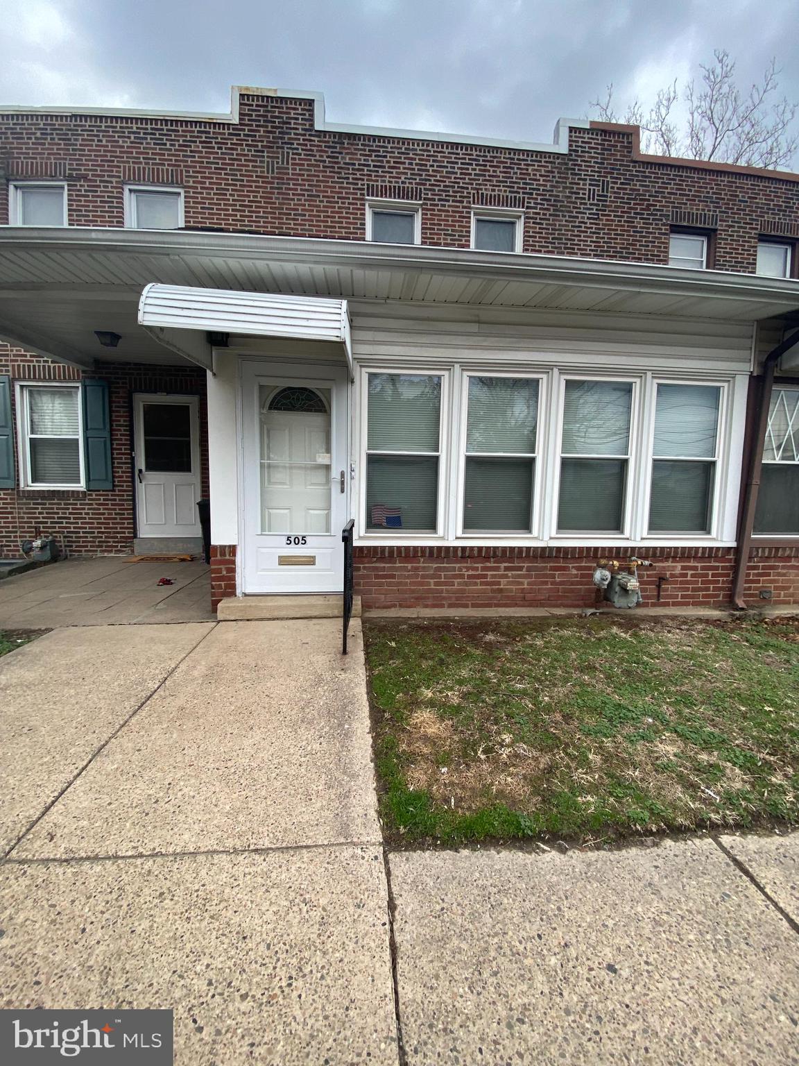 PARKWOOD - Residential Lease