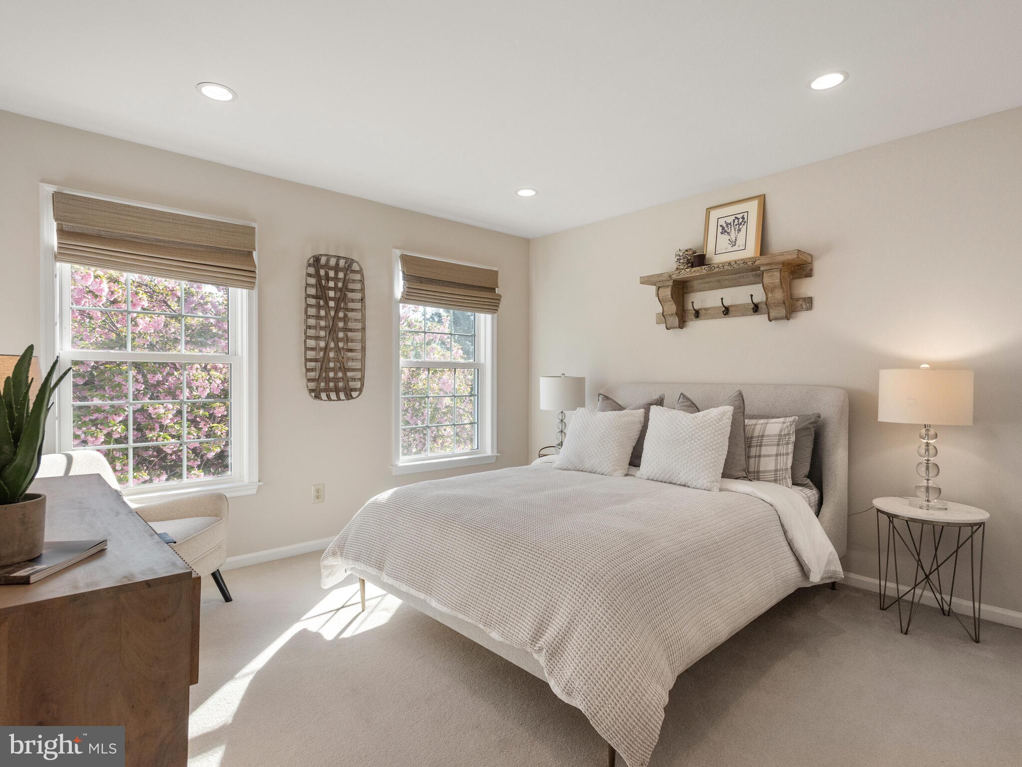 KENSWORTH - Residential