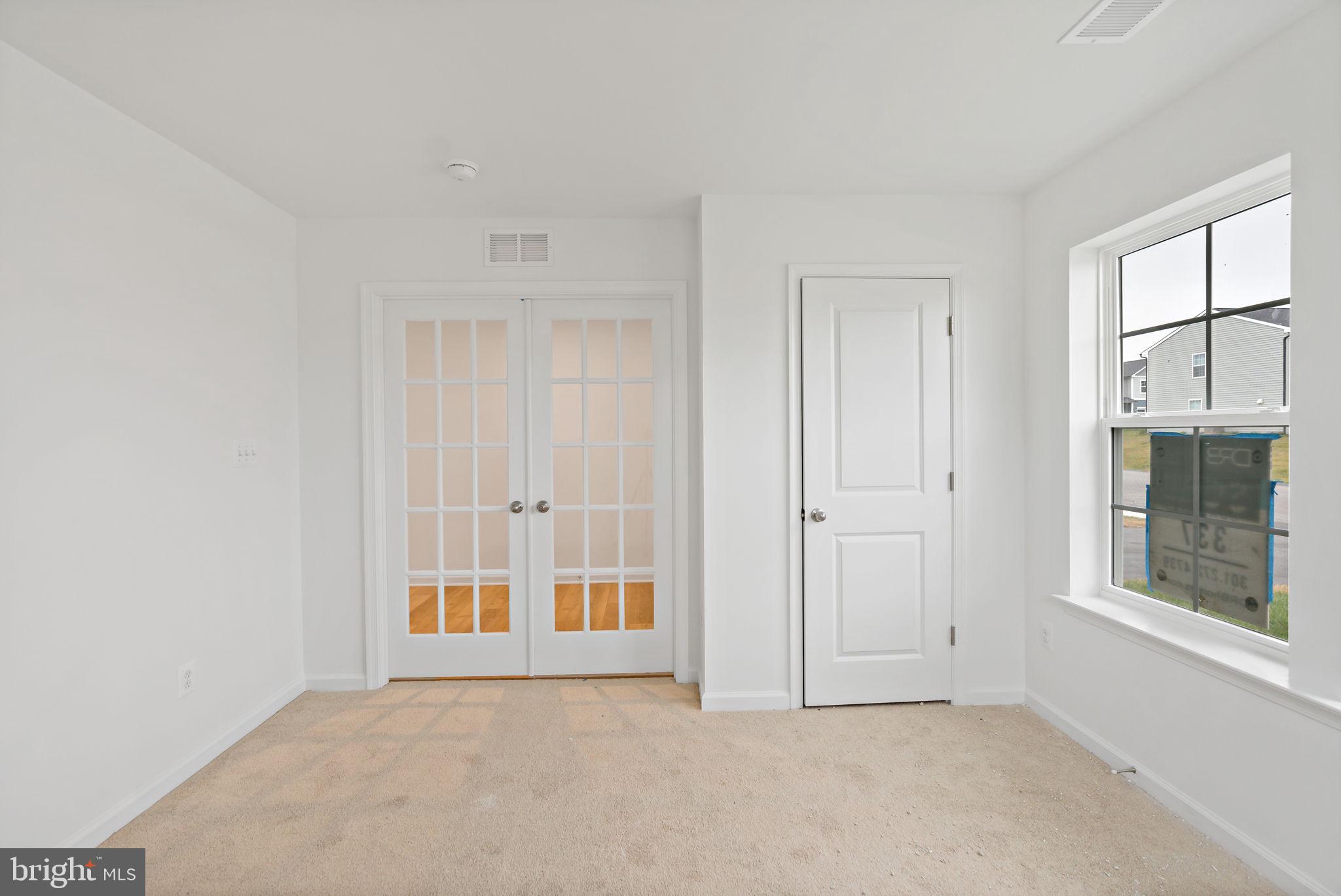 SOUTH BROOK - Residential