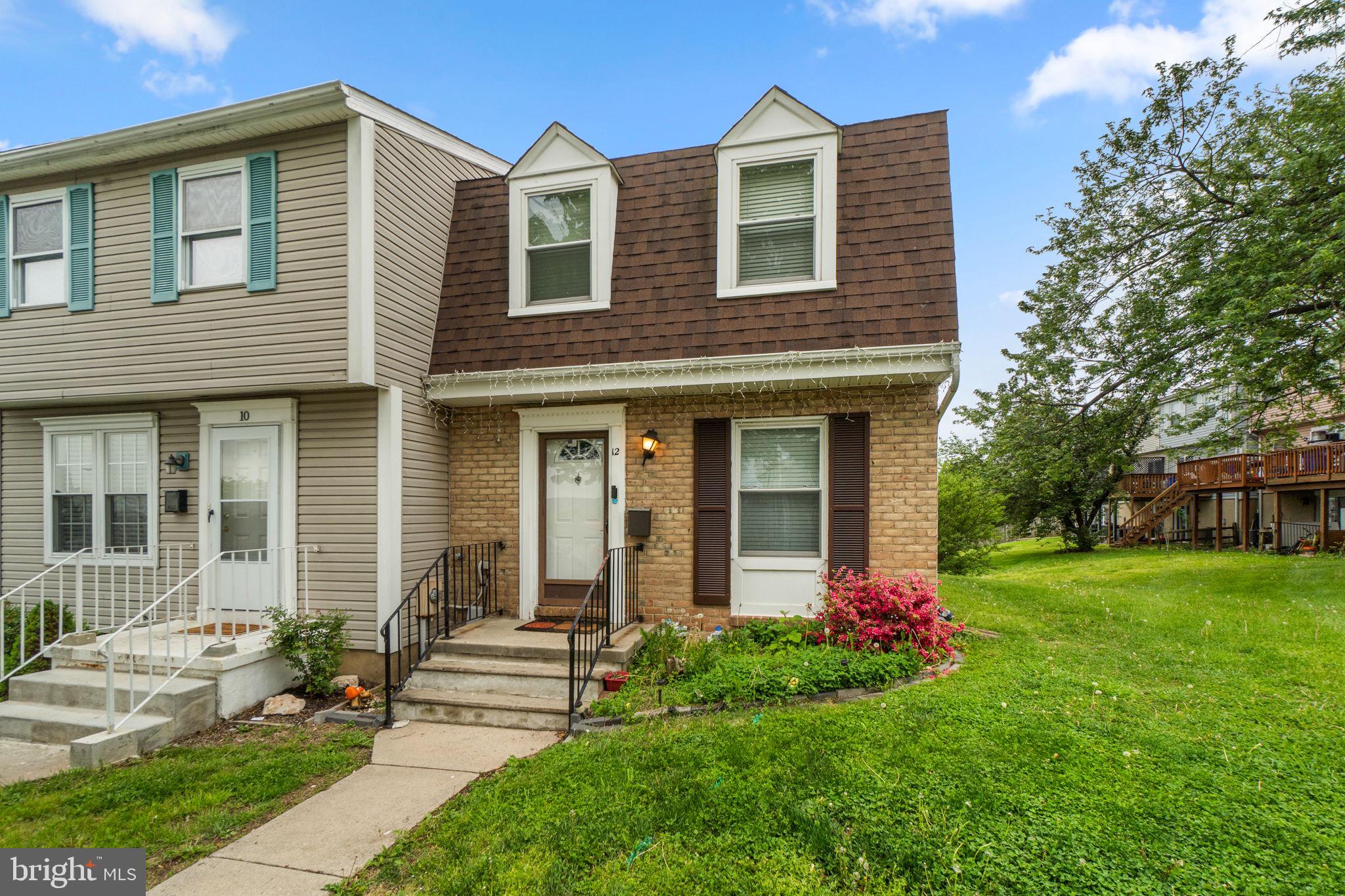 12 COATS BRIDGE PLACE 2F